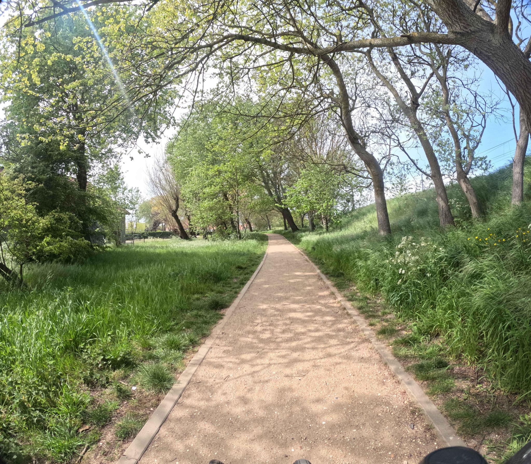 Street view near Duinpieper, Bredene — © filipc (CC BY-SA · Mapillary)