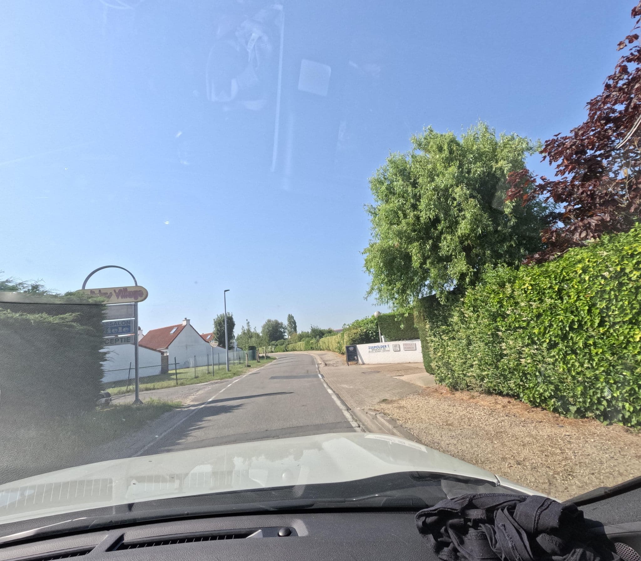 Street view near Duinenhuis, De Haan — © filipc (CC BY-SA · Mapillary)