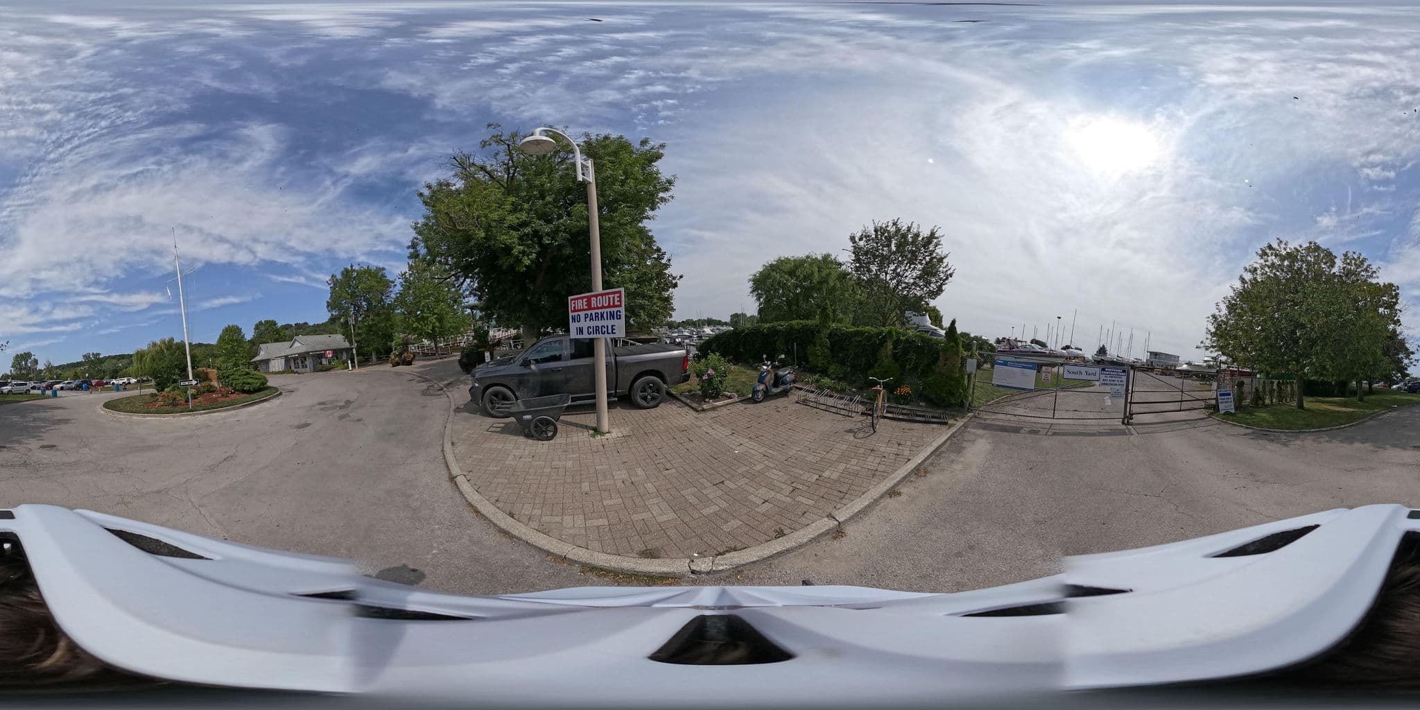 Street view near Reel Action Charters, Cliffcrest — © tallcoleman (CC BY-SA · Mapillary)