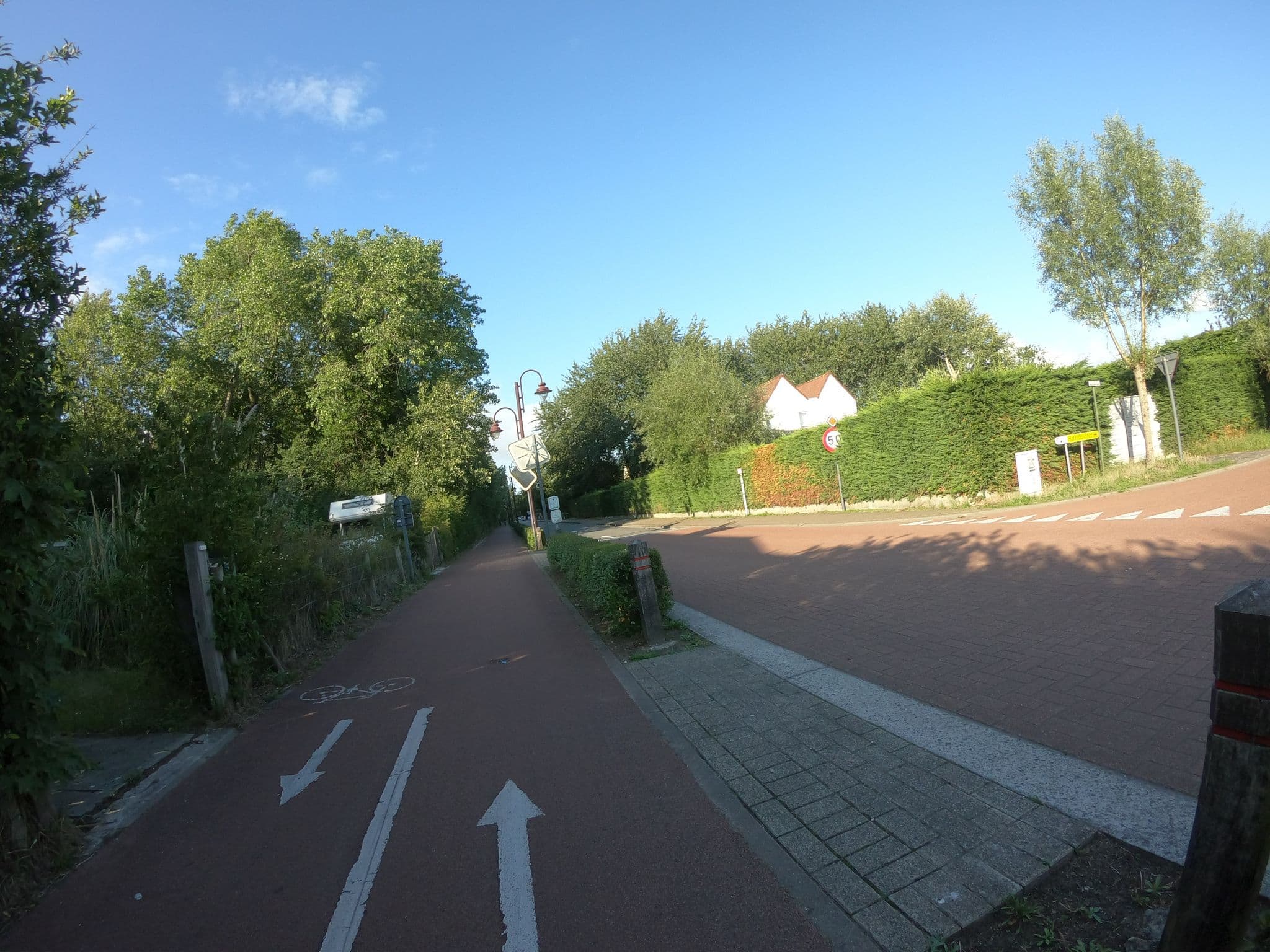 Street view near Bos en Duin, De Haan — © filipc (CC BY-SA · Mapillary)