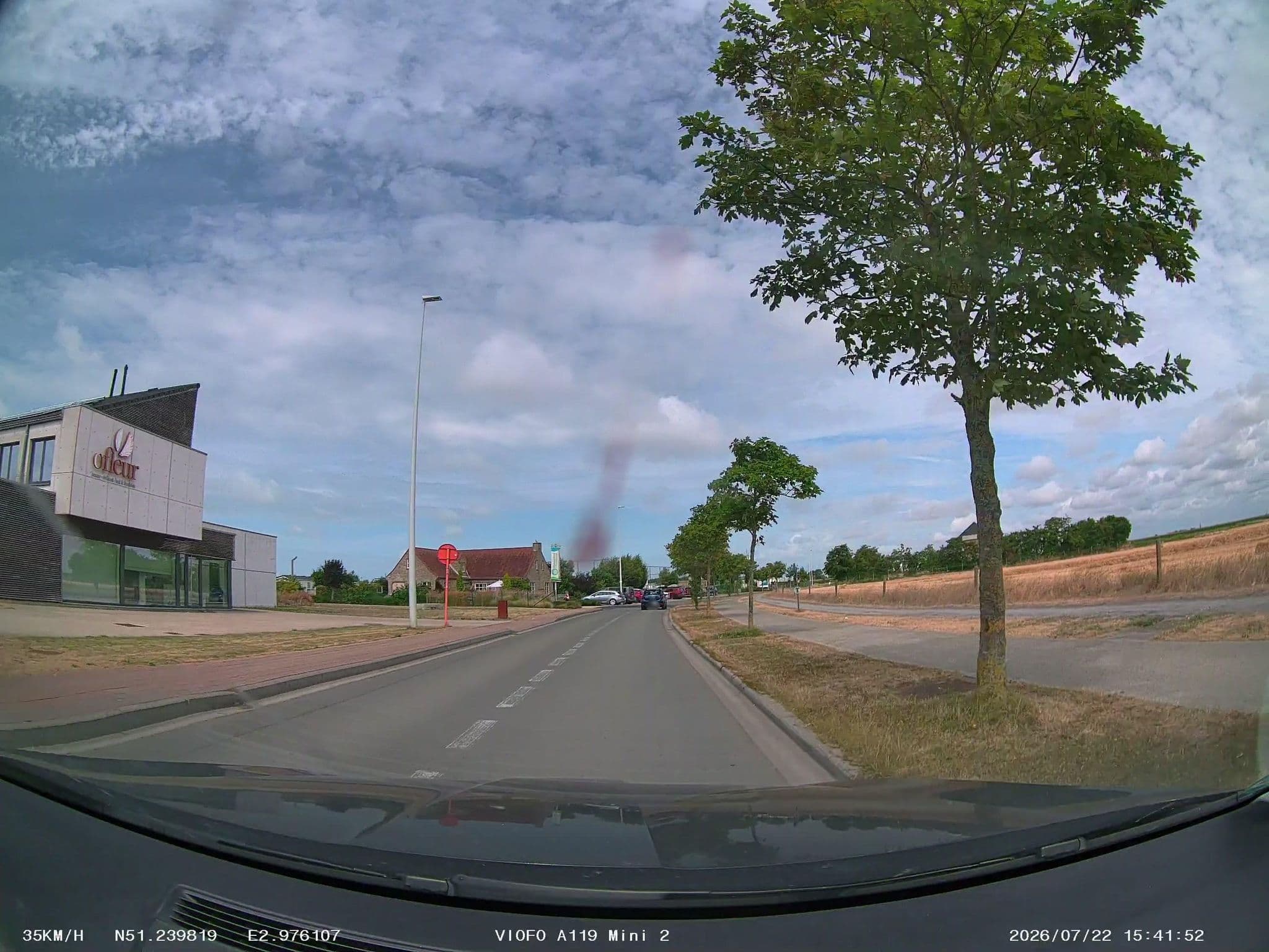 Street view near Ofleur, Bredene — © soulcover (CC BY-SA · Mapillary)