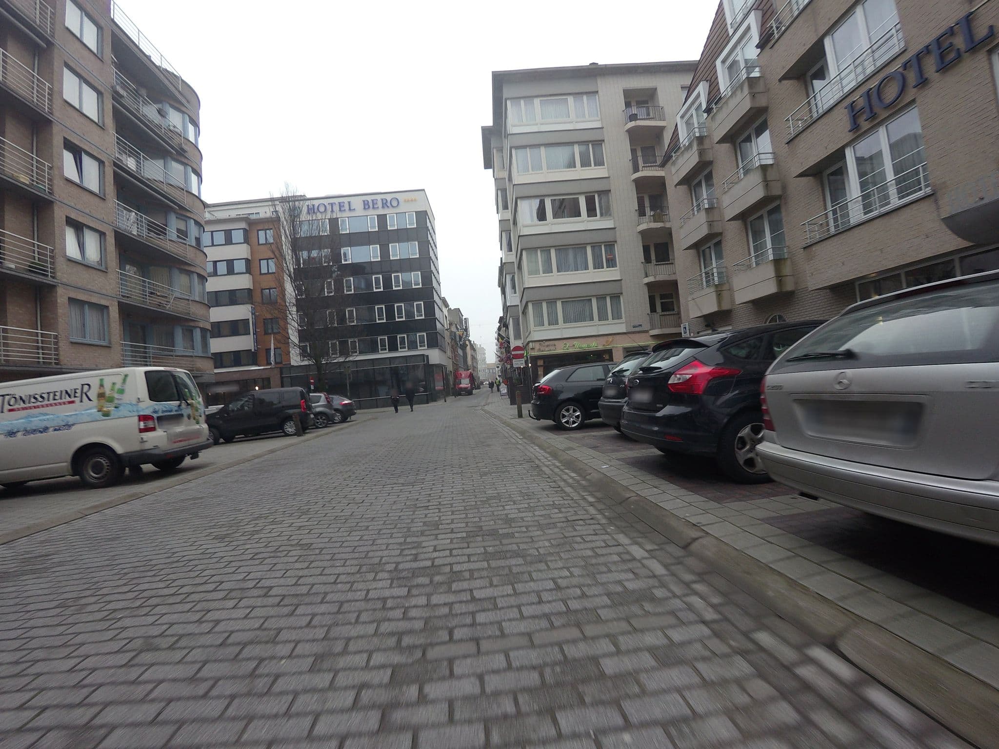 Street view near zwembad hotel europe, Ostend — © filipc (CC BY-SA · Mapillary)
