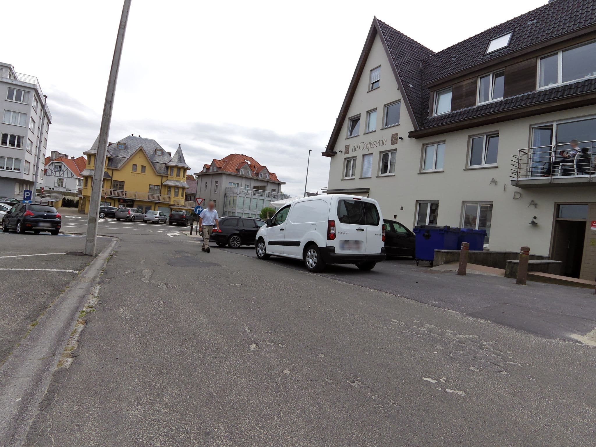 Street view near ApartMoment, De Haan — © zors1843 (CC BY-SA · Mapillary)