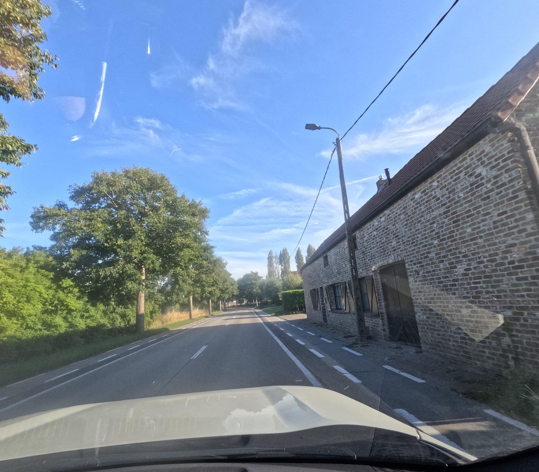 Street view near 't Fermetje (De Kruishoeve), Klemskerke — © filipc (CC BY-SA · Mapillary)
