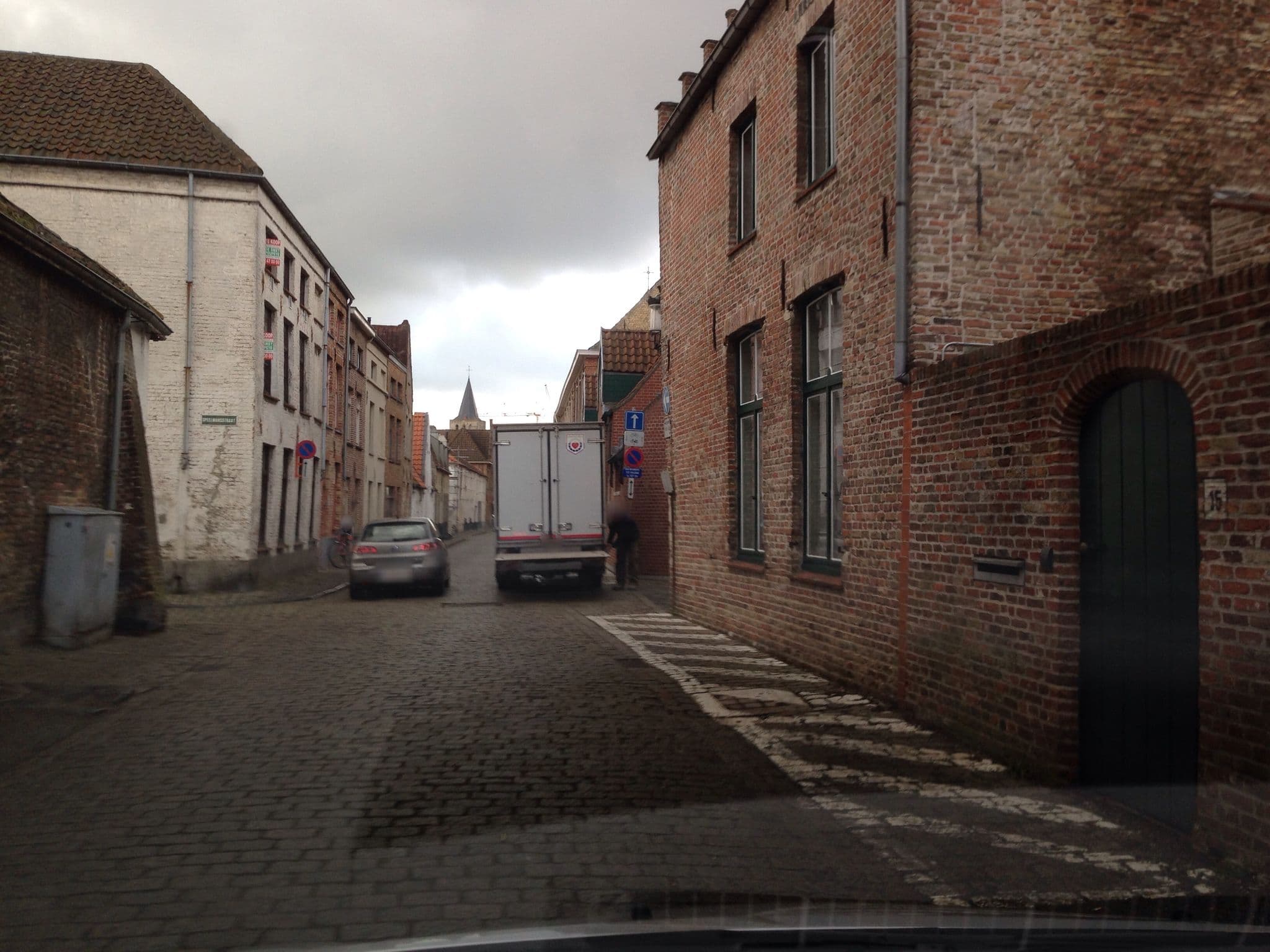 Street view near Bar Stuvenberghe, Brugge — © zors1843 (CC BY-SA · Mapillary)