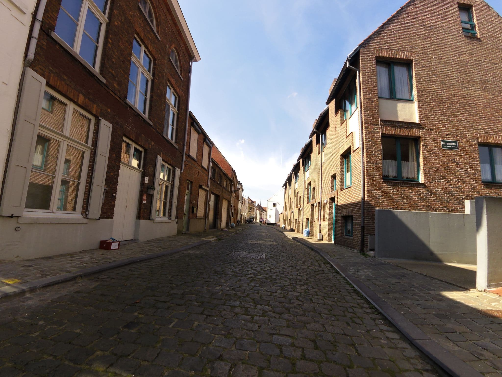 Street view near Domus Brugensis, Sint-Kruis — © zors1843 (CC BY-SA · Mapillary)