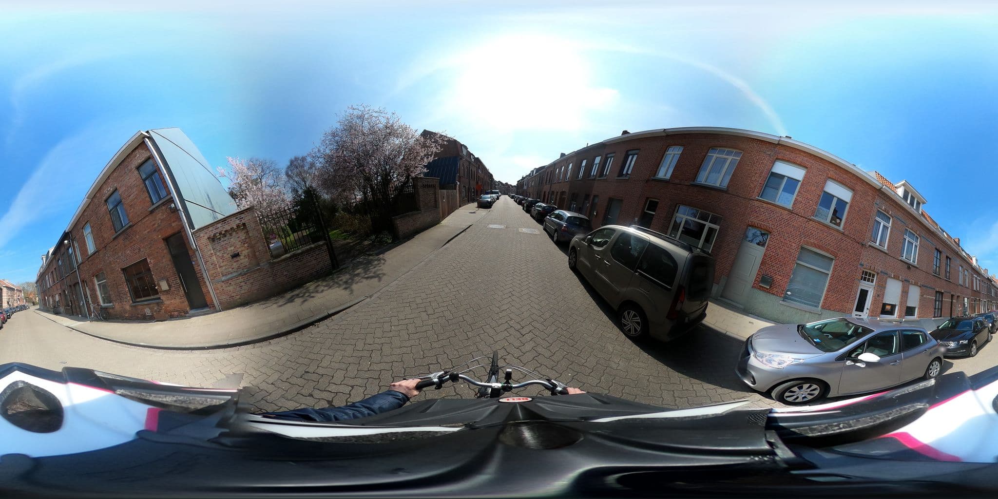 Street view near B&B Villa de Loof 1901, Brugge — © bbase (CC BY-SA · Mapillary)