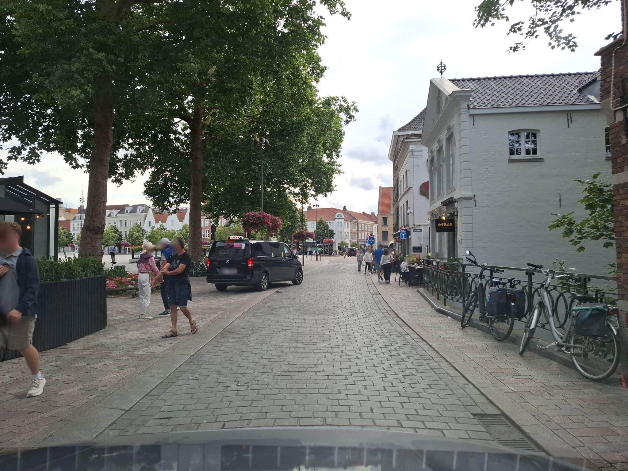 Street view near De Markies, Brugge — © masterofnoroad (CC BY-SA · Mapillary)
