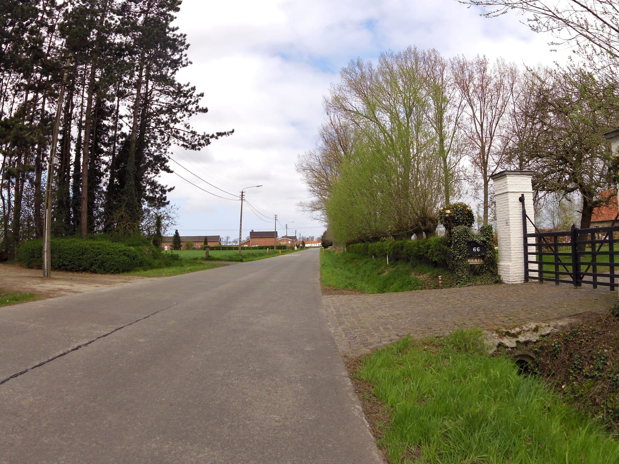 Street view near B&B Beryl, Varsenare — © zors1843 (CC BY-SA · Mapillary)