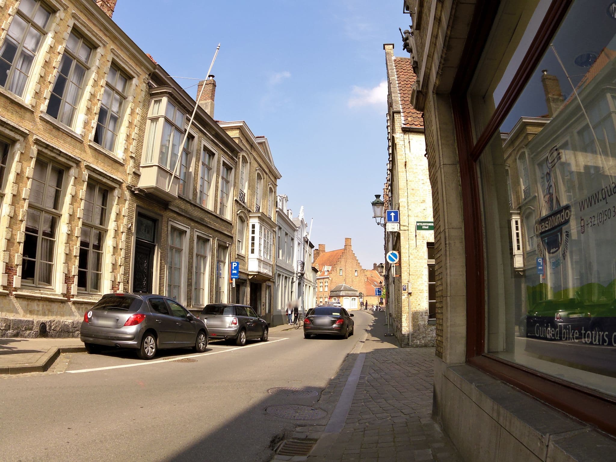 Street view near B&B Huis Willaeys, Brugge — © zors1843 (CC BY-SA · Mapillary)