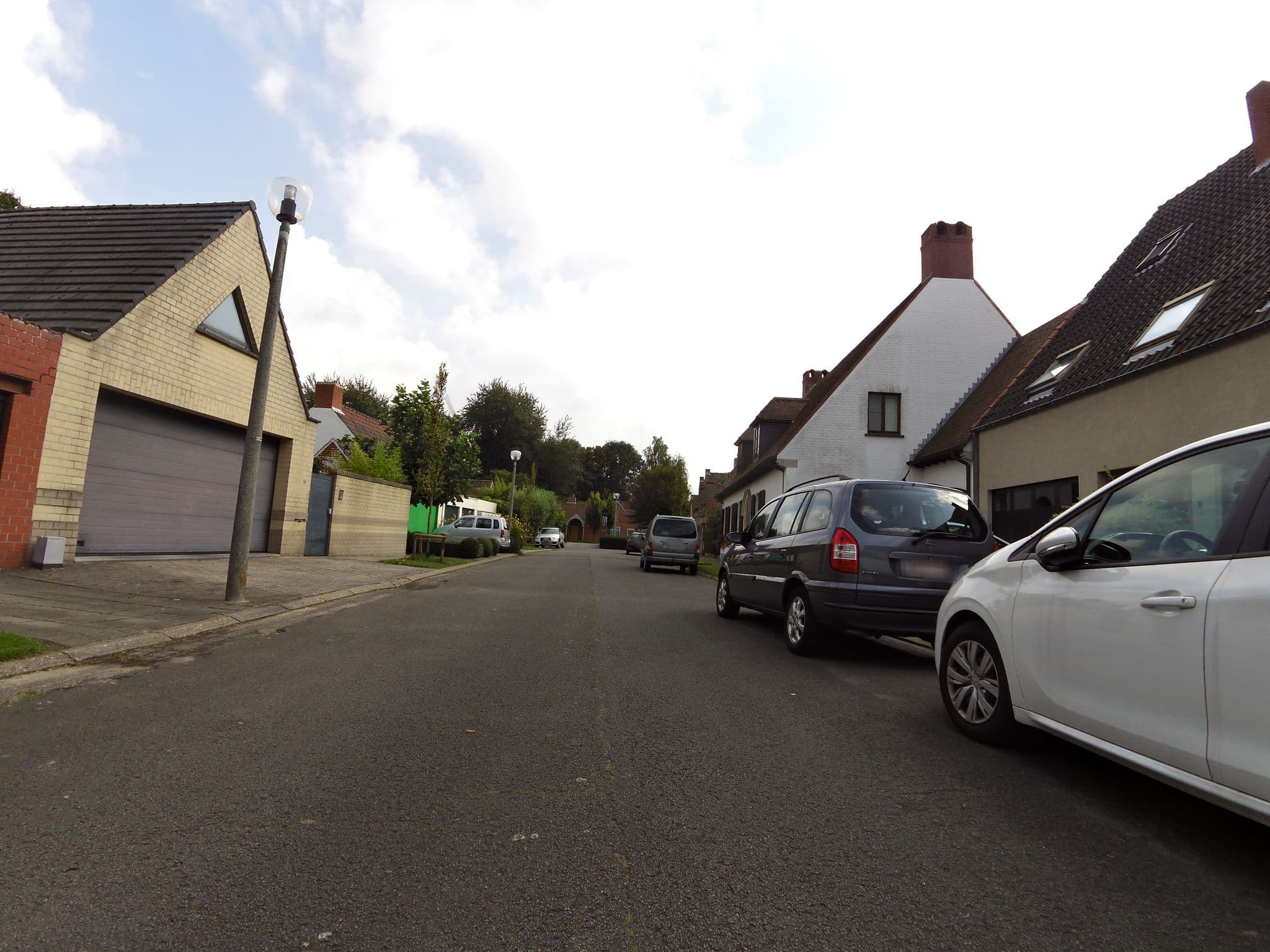 Street view near B&B Marie Paule, Sint-Kruis — © zors1843 (CC BY-SA · Mapillary)