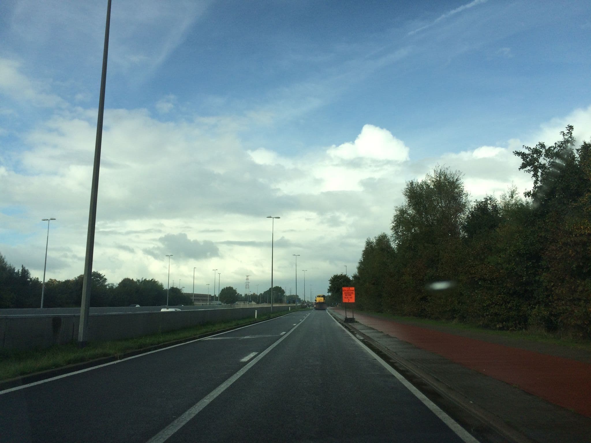 Street view near cottage 713, Sint-Andries — © zors1843 (CC BY-SA · Mapillary)