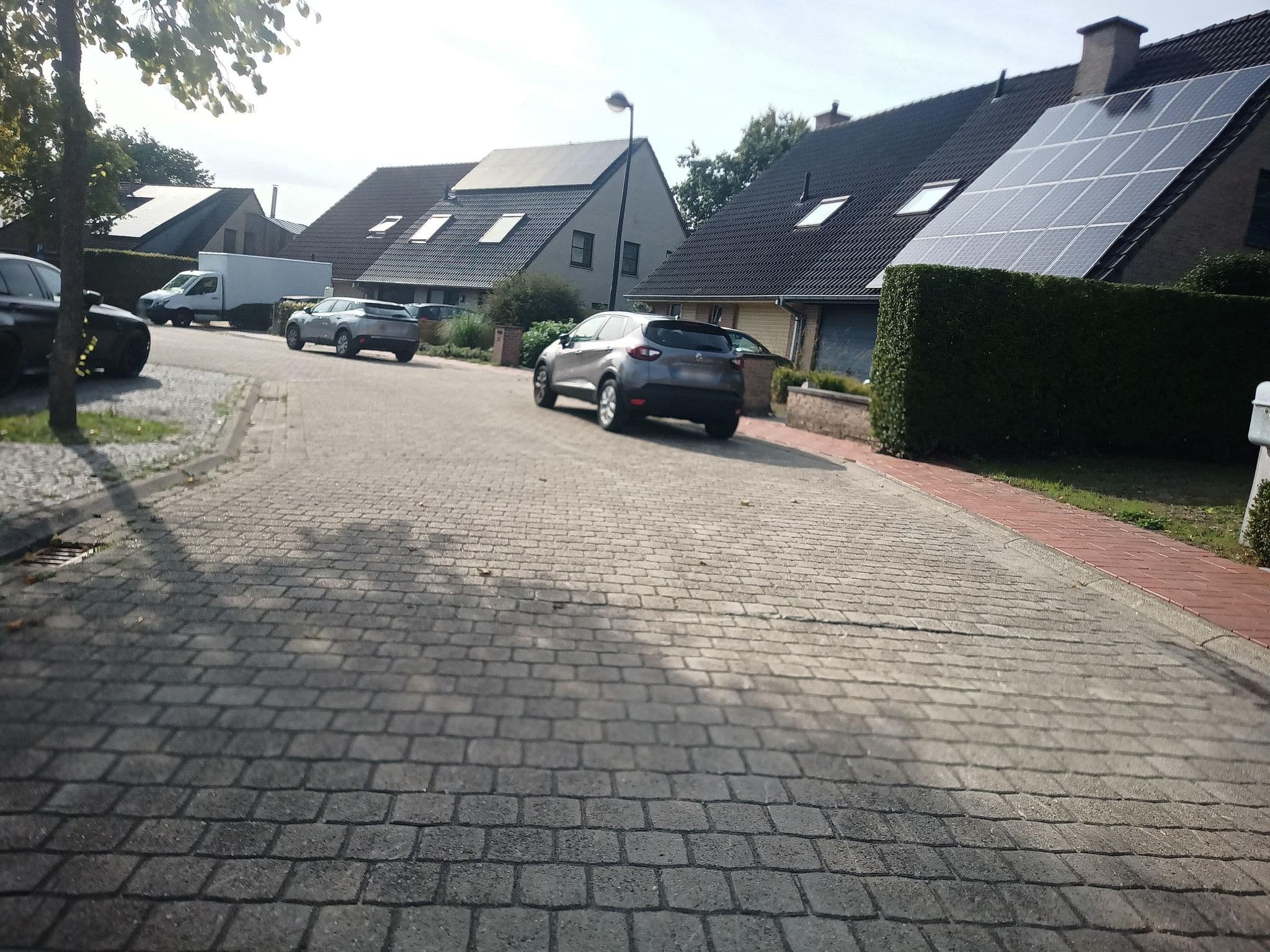 Street view near 'T Grote Bed 😴, Sint-Andries — © pietervdvn (CC BY-SA · Mapillary)