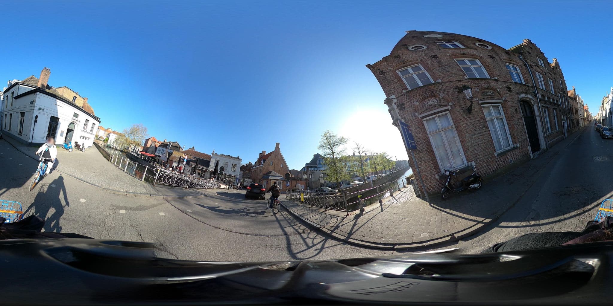 Street view near Gastenkamers De Vriese, Brugge — © RaphaelPasLoin (CC BY-SA · Mapillary)
