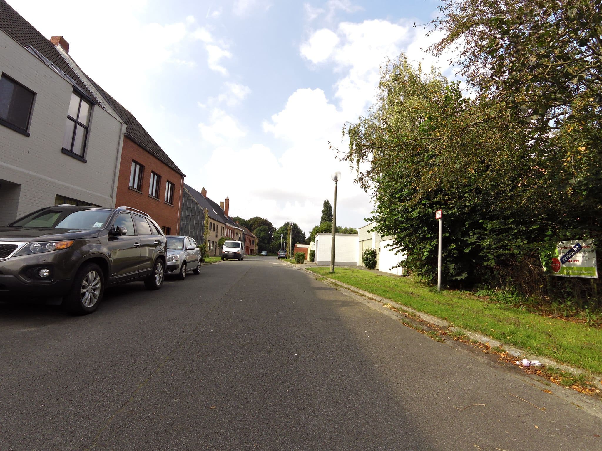 Street view near Ardewolf Bed & Breakfast, Sint-Kruis — © zors1843 (CC BY-SA · Mapillary)