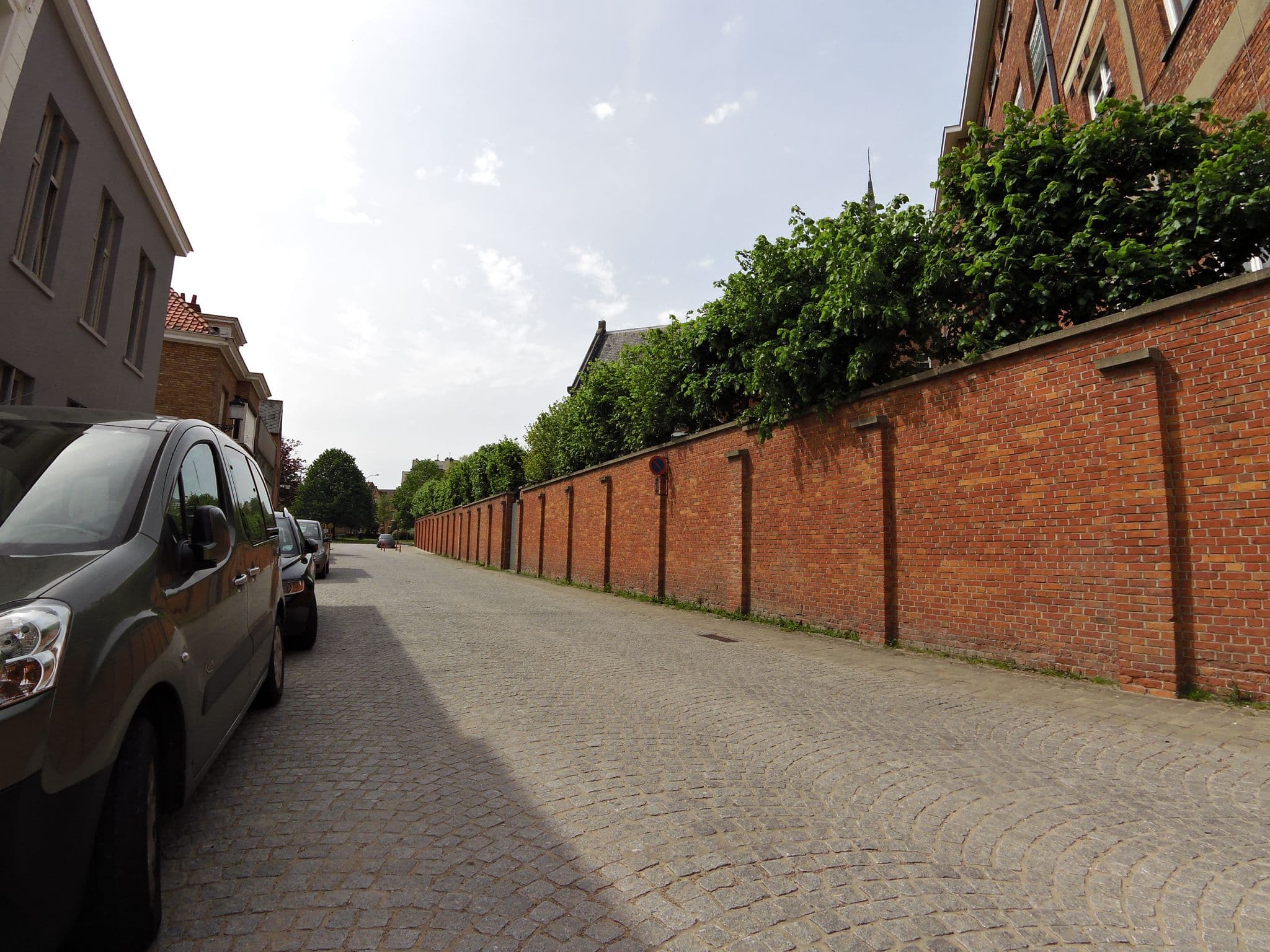 Street view near Resto De Bark @ De Veste, Brugge — © zors1843 (CC BY-SA · Mapillary)