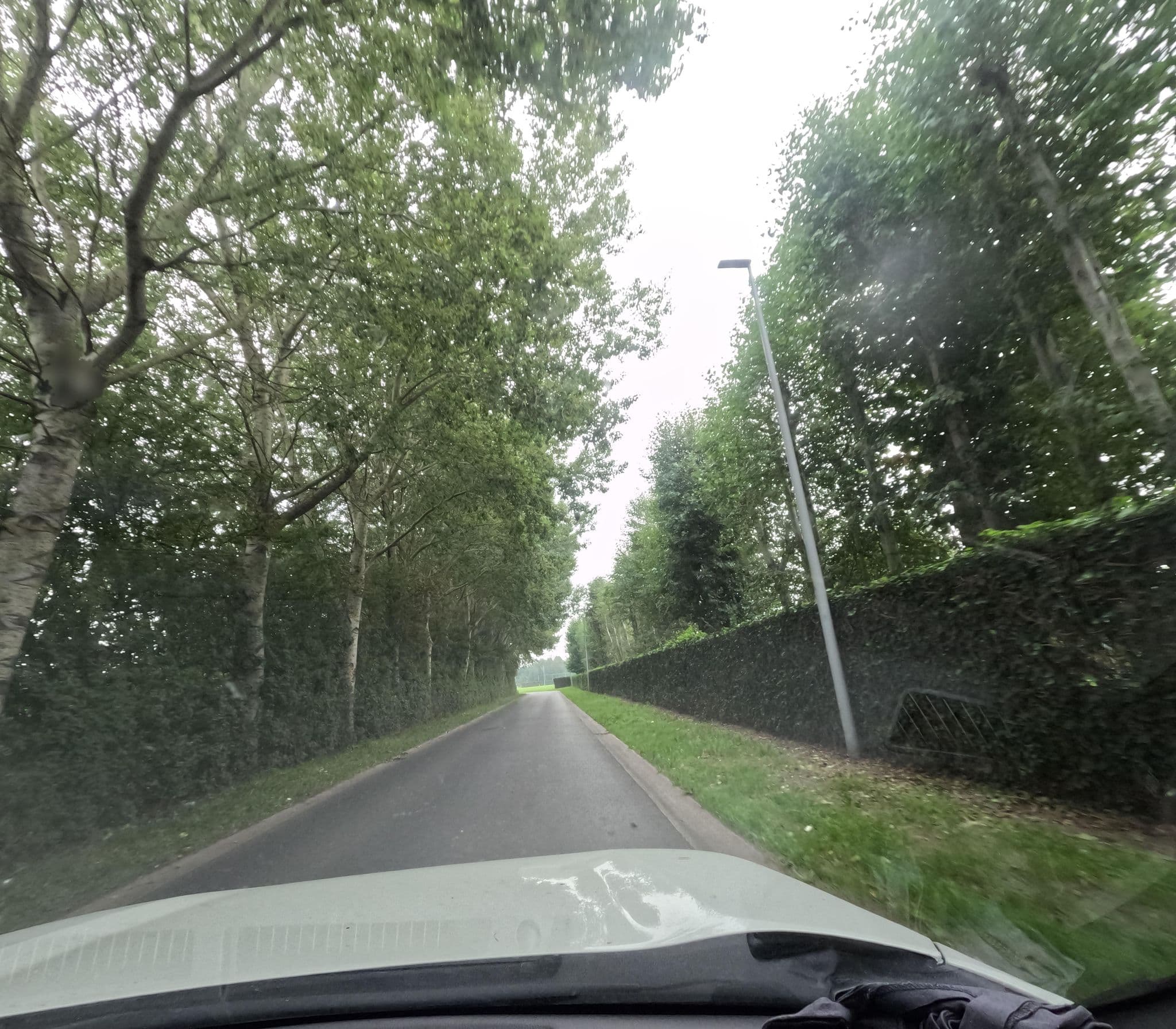 Street view near Hotel radisson, Jabbeke — © filipc (CC BY-SA · Mapillary)
