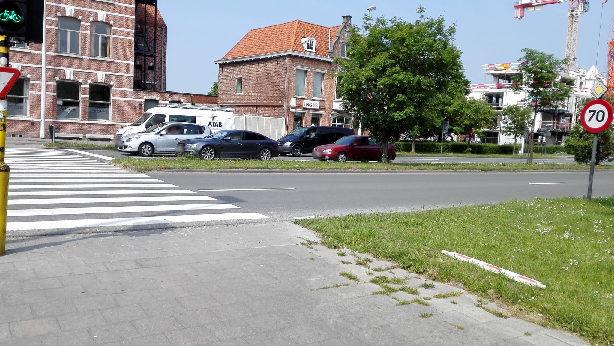 Street view near Art Hostel Bruges, Brugge — © polyglot (CC BY-SA · Mapillary)