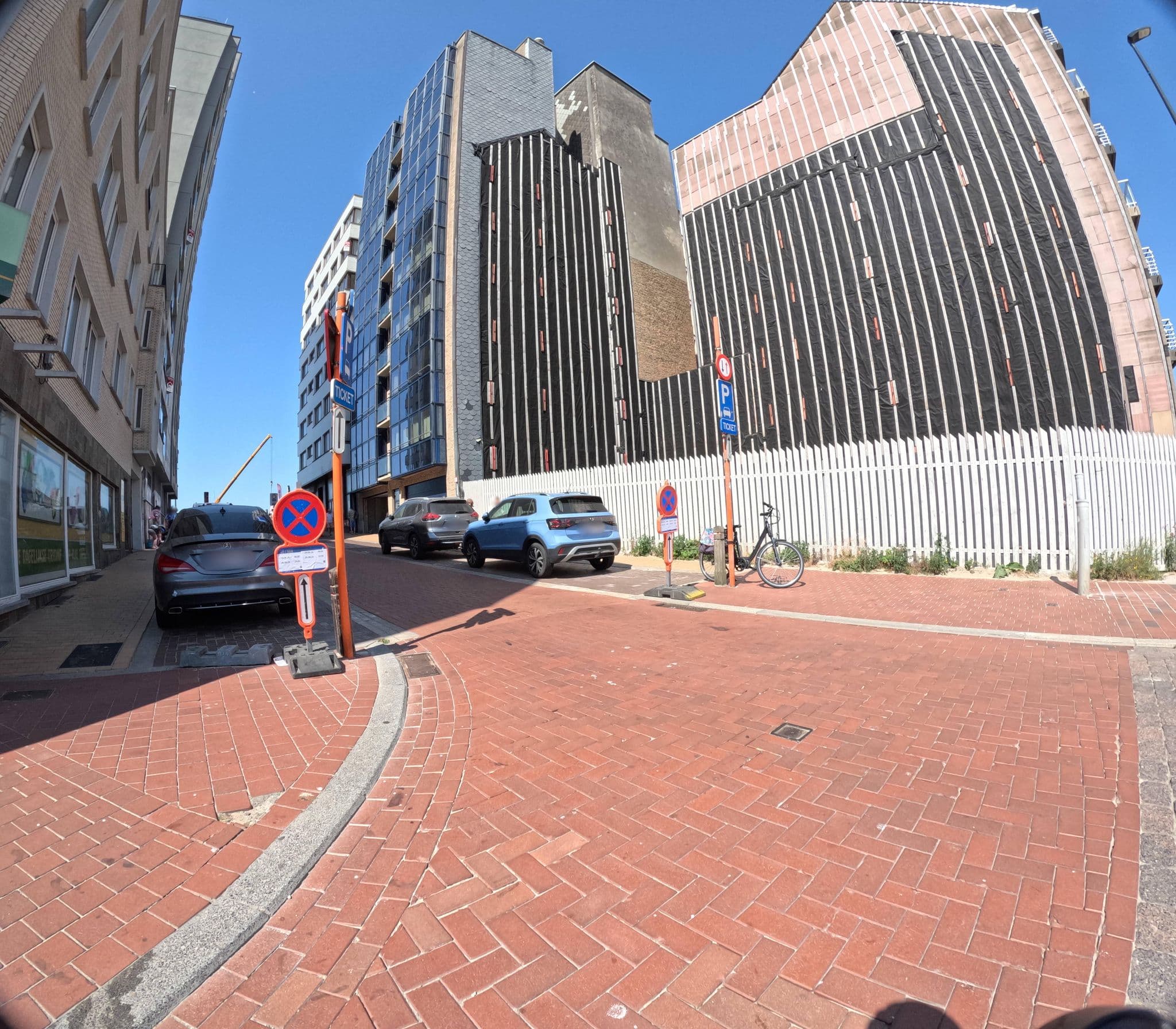 Street view near Littoral, Blankenberge — © filipc (CC BY-SA · Mapillary)