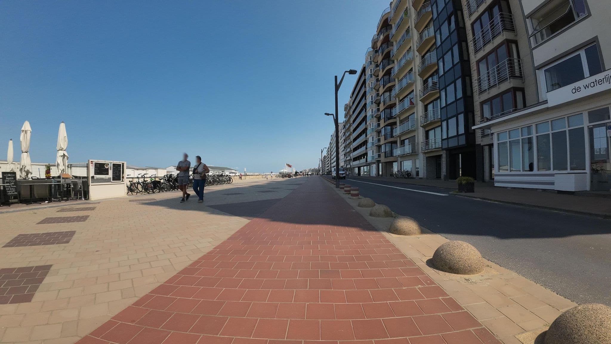 Street view near Montreal Dakappartement, Heist — © teddy73 (CC BY-SA · Mapillary)