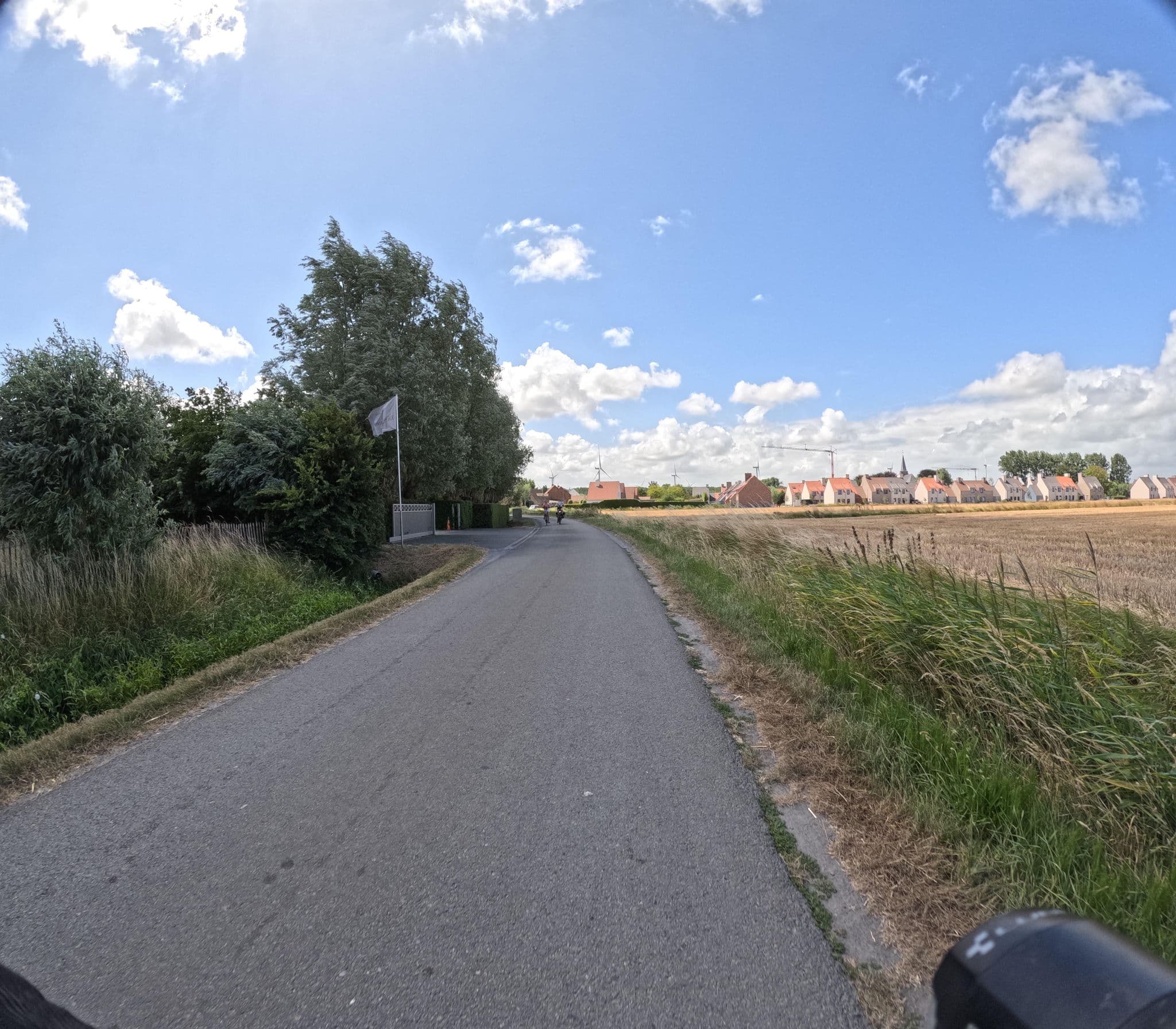 Street view near B&B De Knotwilgenhoeve, Heist — © filipc (CC BY-SA · Mapillary)