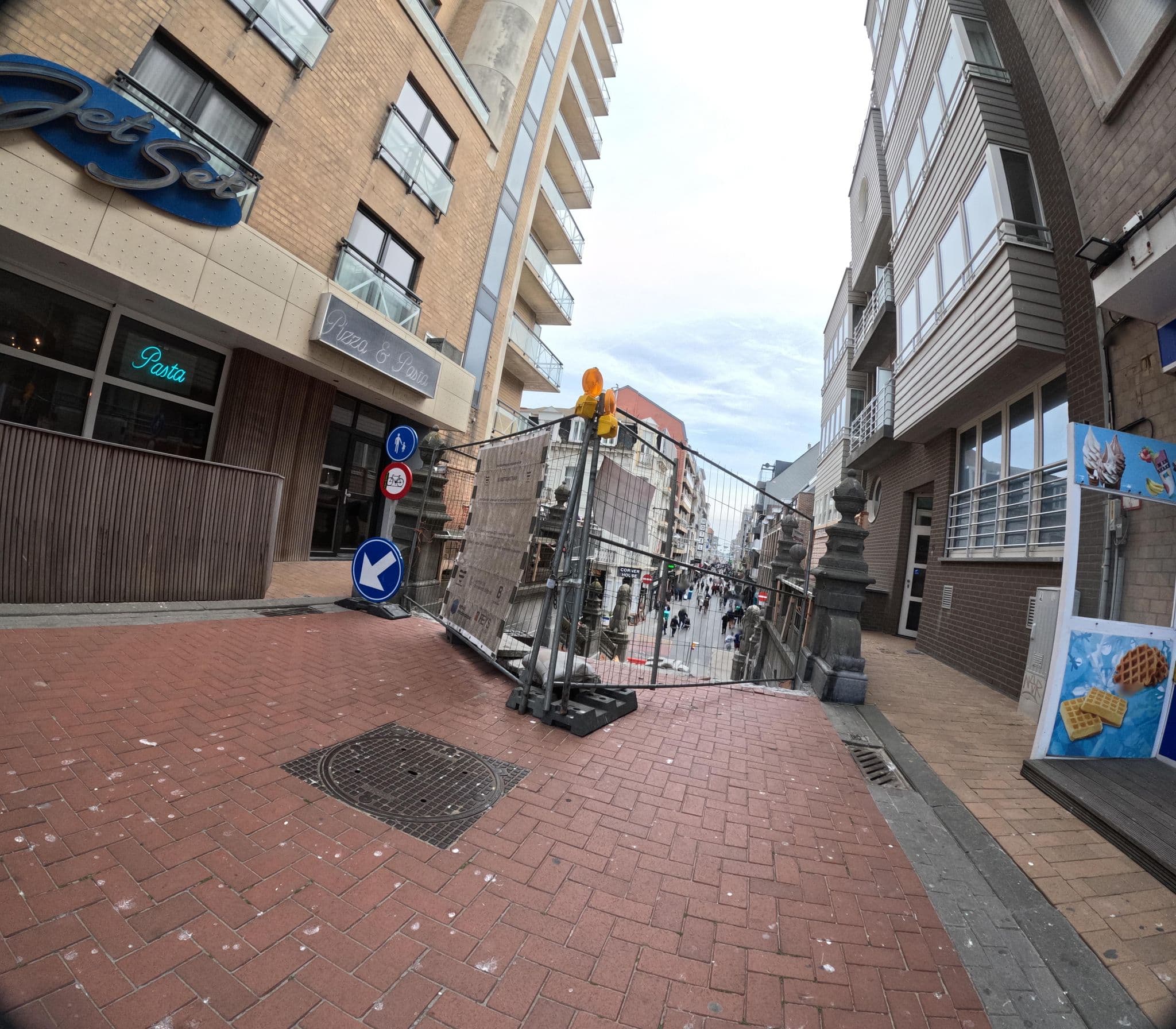 Street view near Hotel Paradisio by WP Hotels, Blankenberge — © filipc (CC BY-SA · Mapillary)