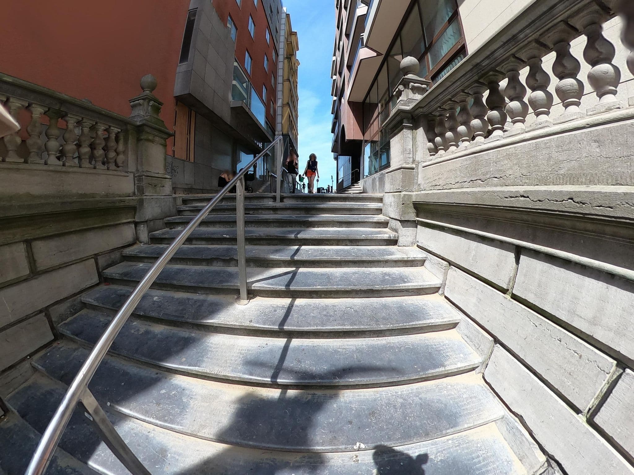 Street view near Onder de dekens in 102, Blankenberge — © RaphaelPasLoin (CC BY-SA · Mapillary)