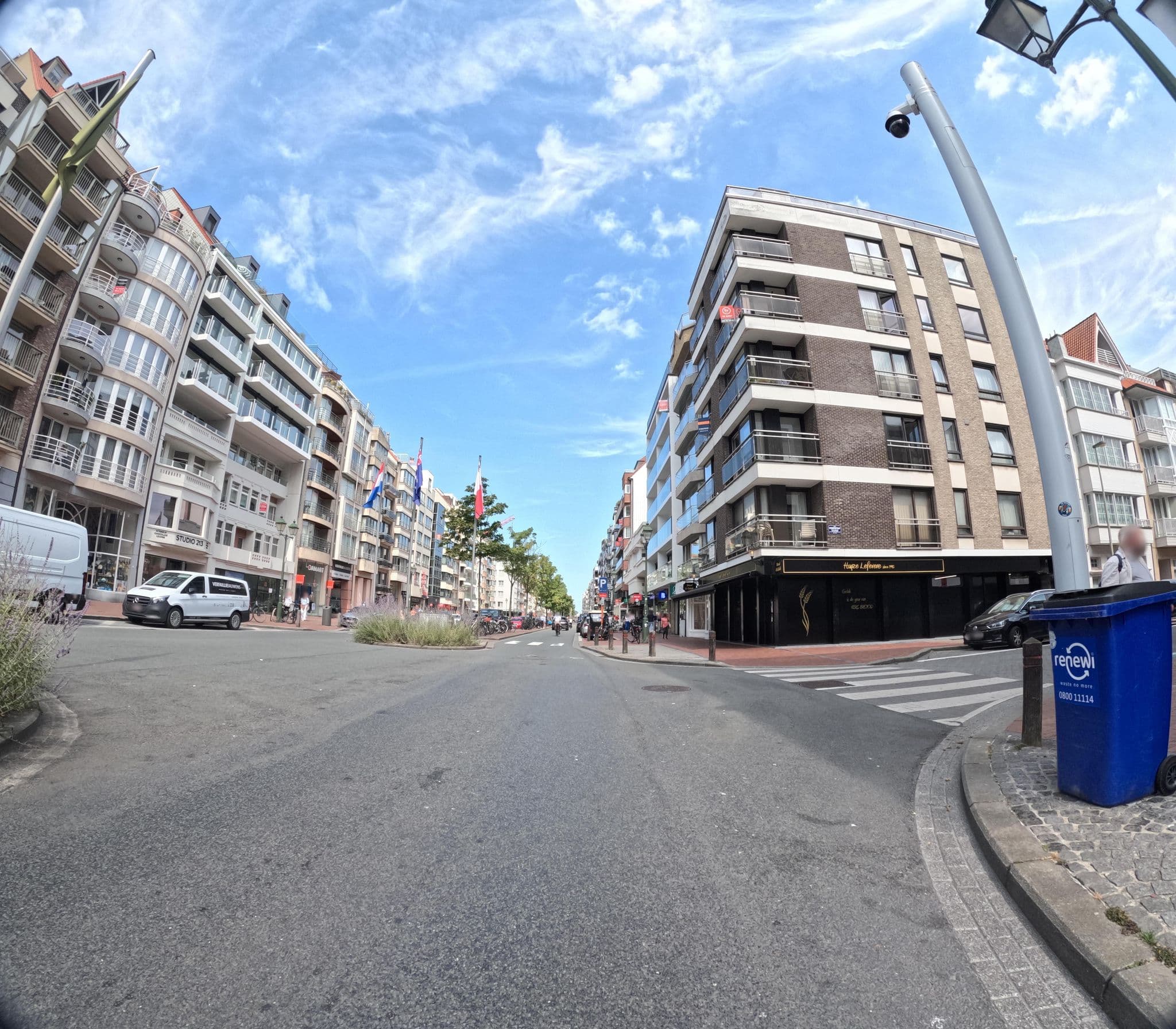 Street view near StudioKZ, Knokke — © filipc (CC BY-SA · Mapillary)