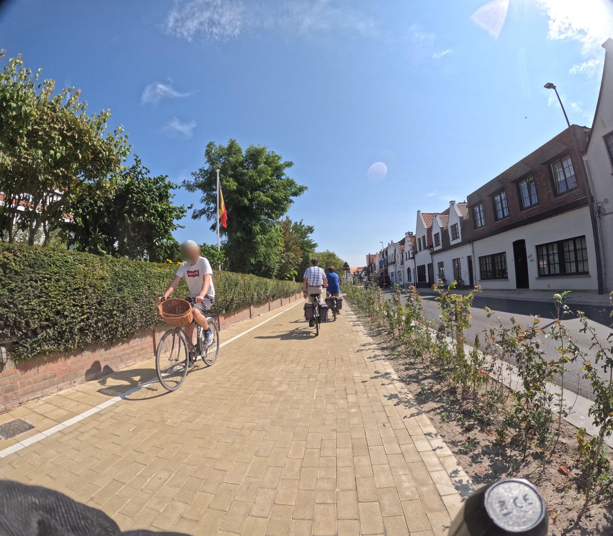 Street view near Hotel Pavillon Du Zoute, Knokke — © filipc (CC BY-SA · Mapillary)