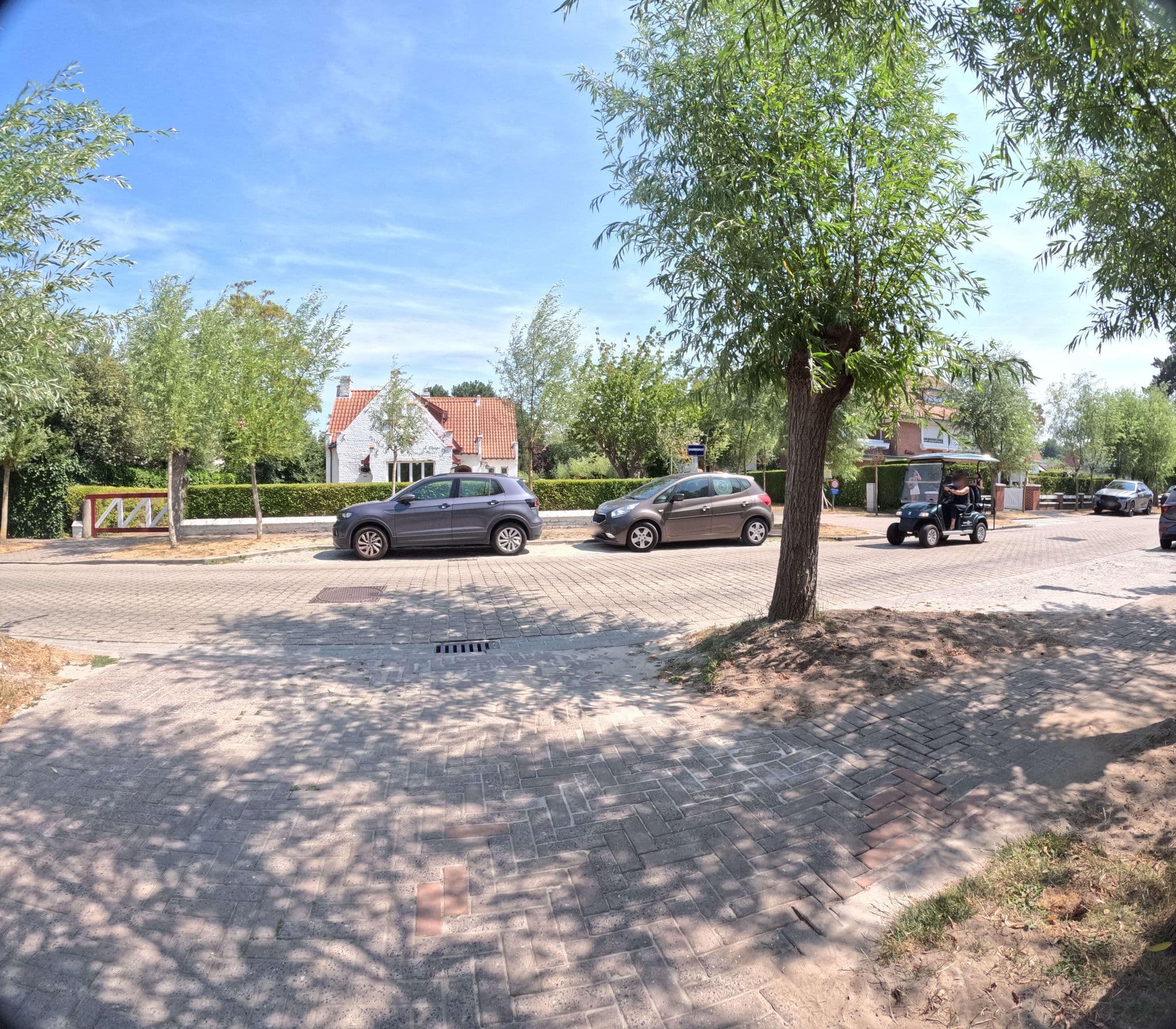 Street view near Mitsouky, Knokke — © filipc (CC BY-SA · Mapillary)