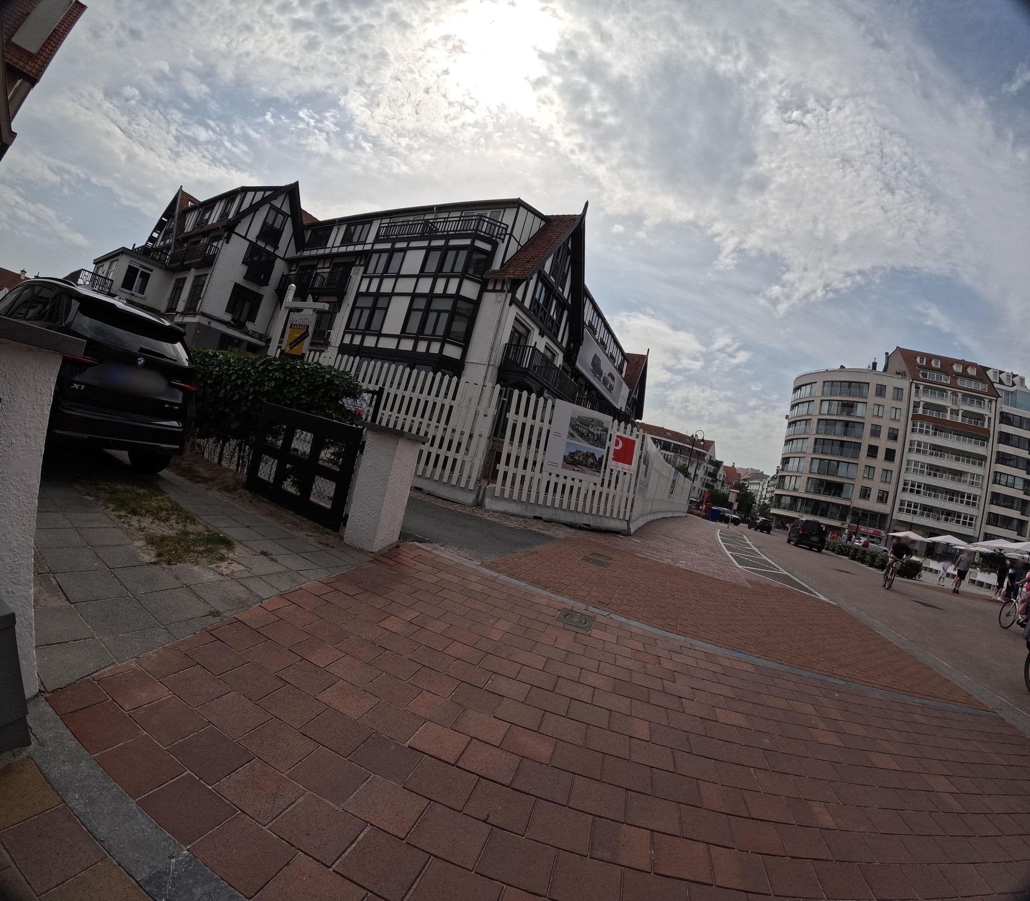 Street view near Memlinc Palace, Knokke — © filipc (CC BY-SA · Mapillary)
