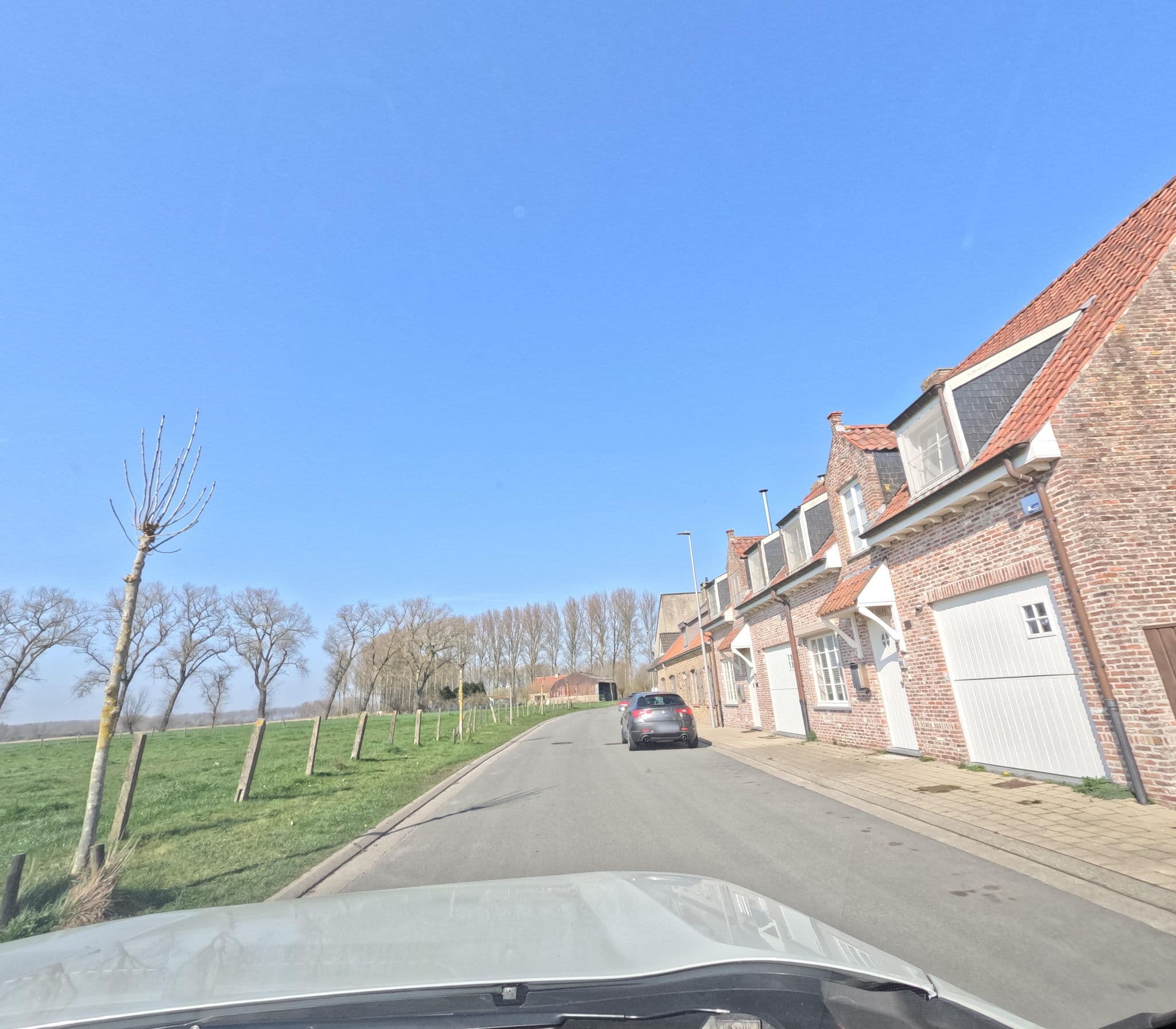 Street view near Hotel Damme, Moerkerke — © filipc (CC BY-SA · Mapillary)