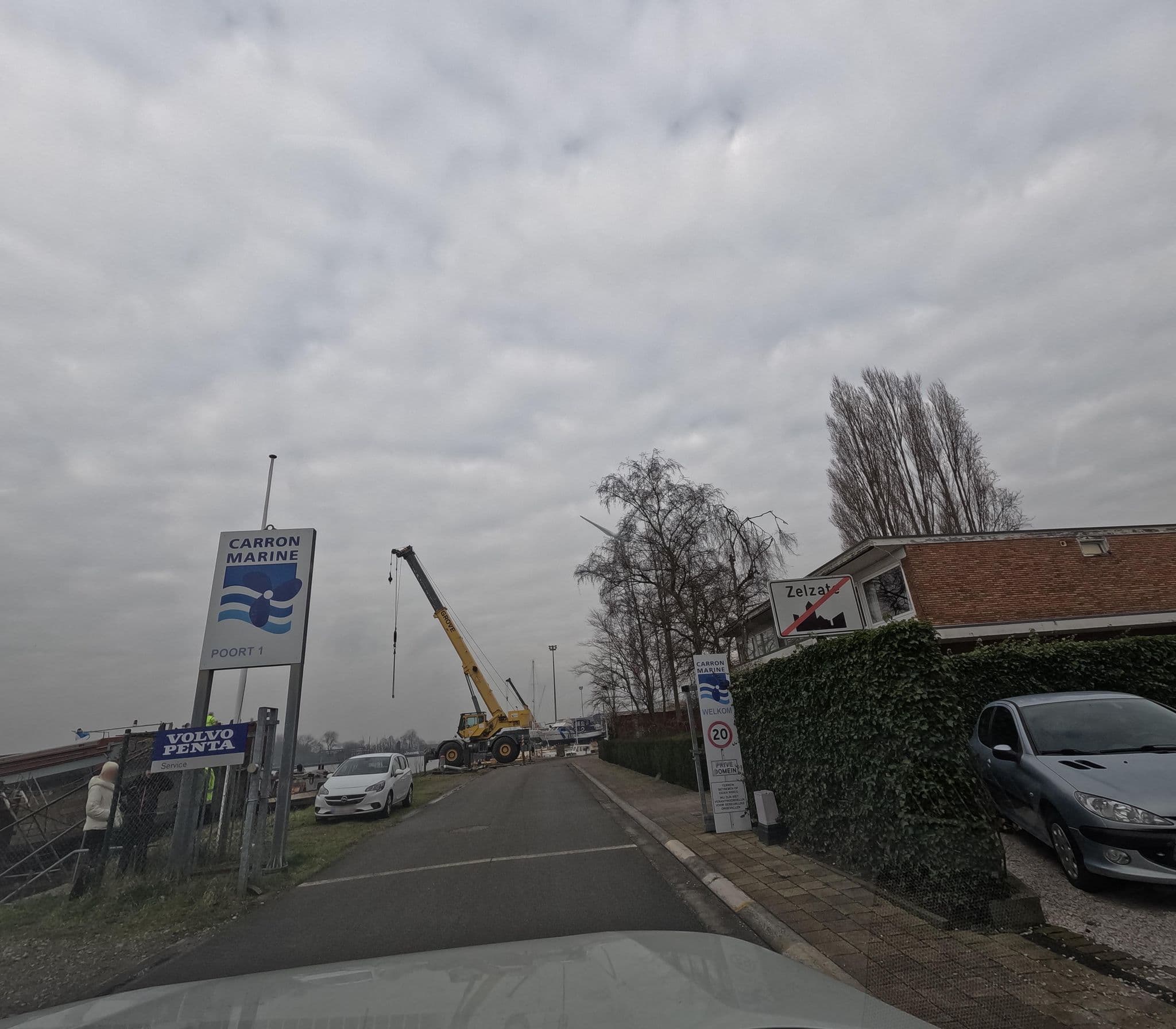 Street view near B&B Het Tolkantoor, Zelzate — © filipc (CC BY-SA · Mapillary)