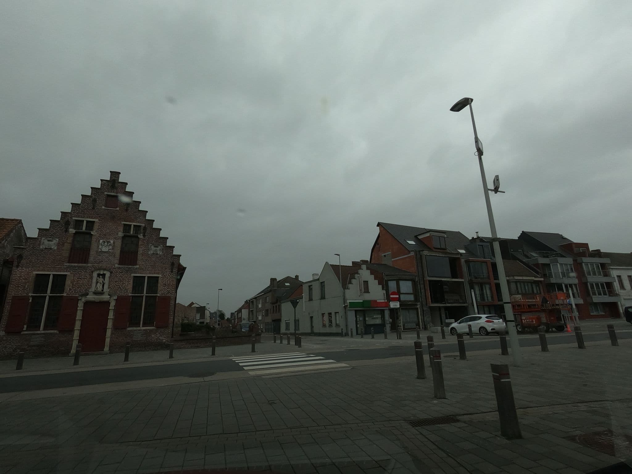 Street view near Internaat, Wachtebeke — © filipc (CC BY-SA · Mapillary)