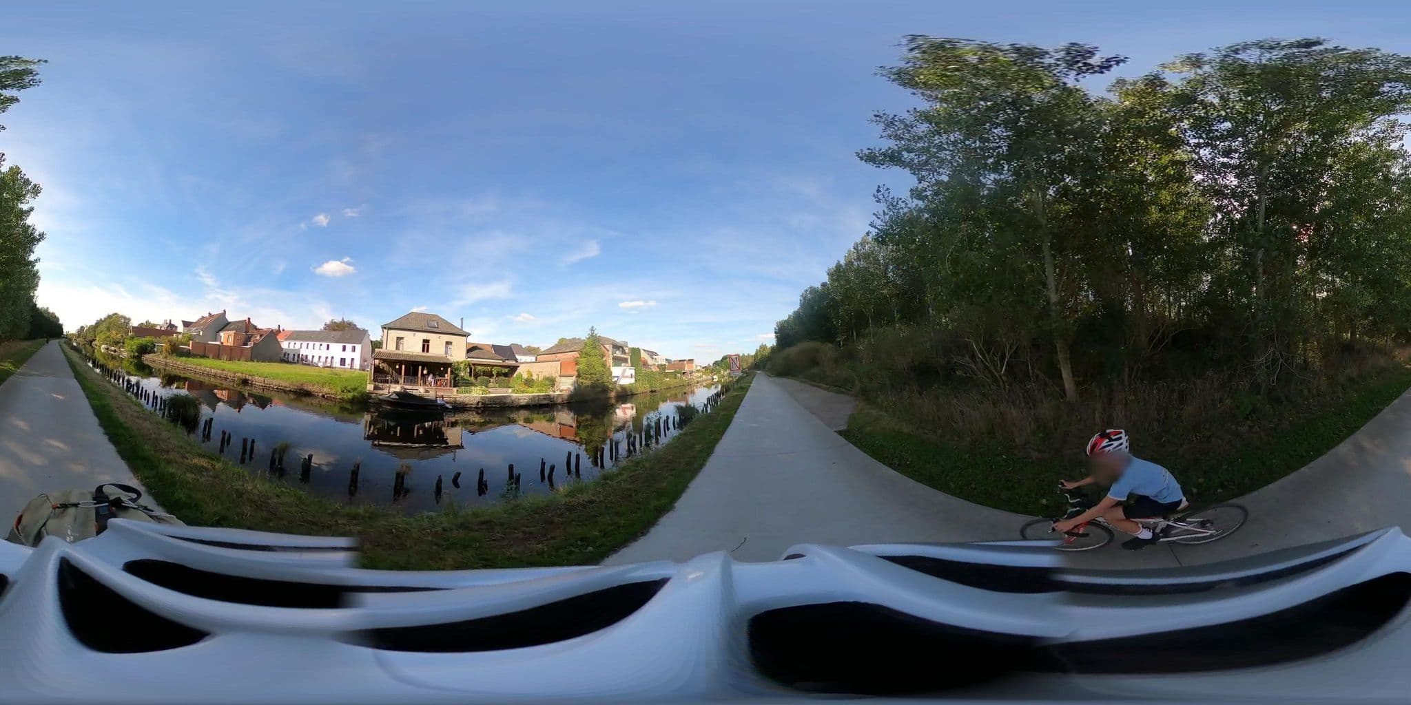 Street view near Damstraat 17, Moerbeke — © Waterleaup (CC BY-SA · Mapillary)