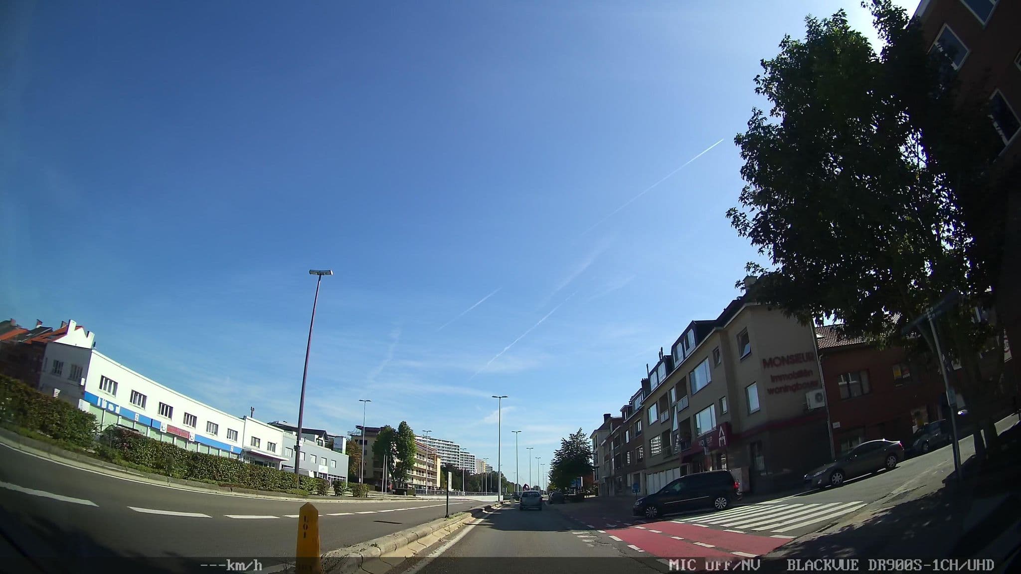 Street view near Versluys/Beatrice, Sint-Niklaas — © filipc (CC BY-SA · Mapillary)
