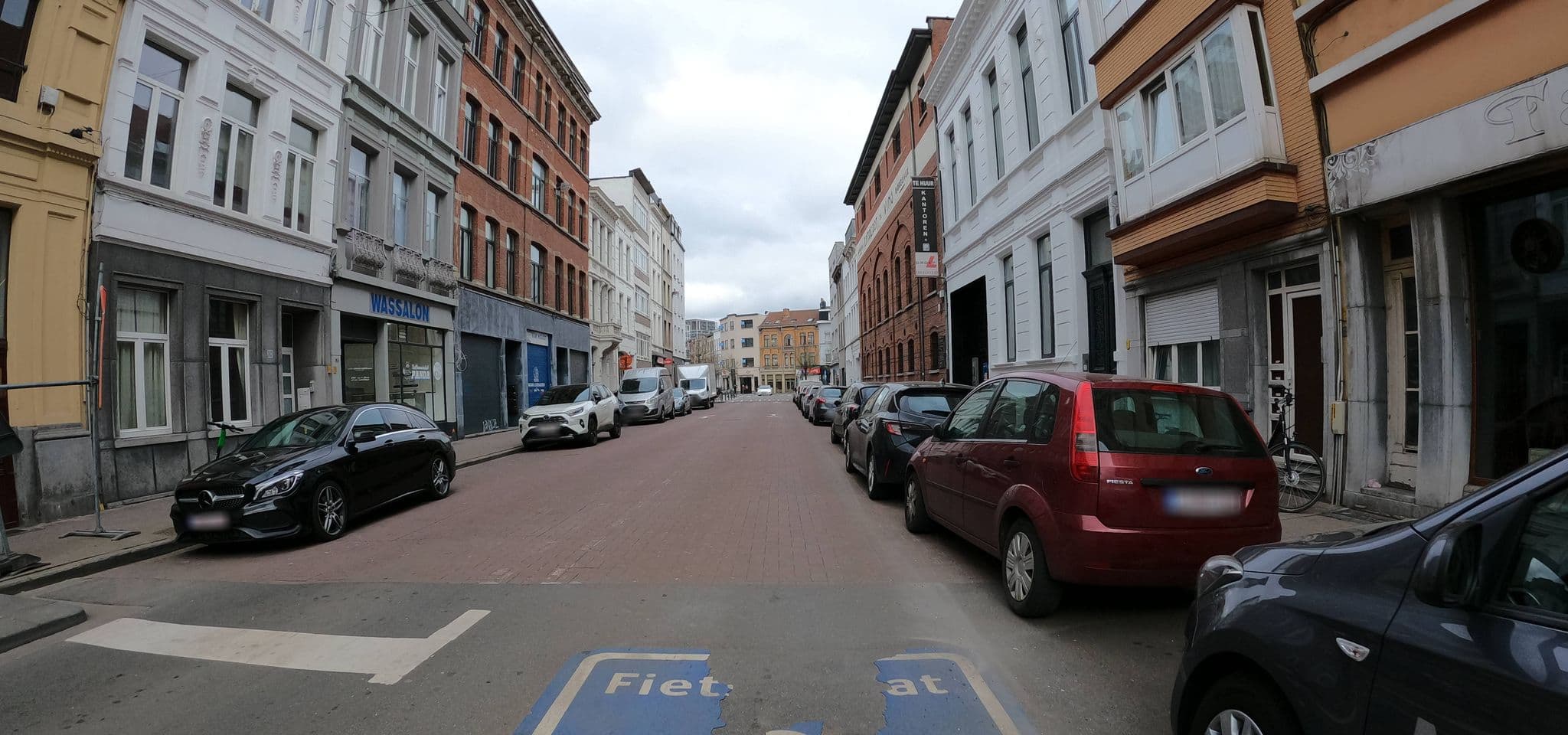 Street view near Hotel Jonas, Antwerp — © koninklijke (CC BY-SA · Mapillary)