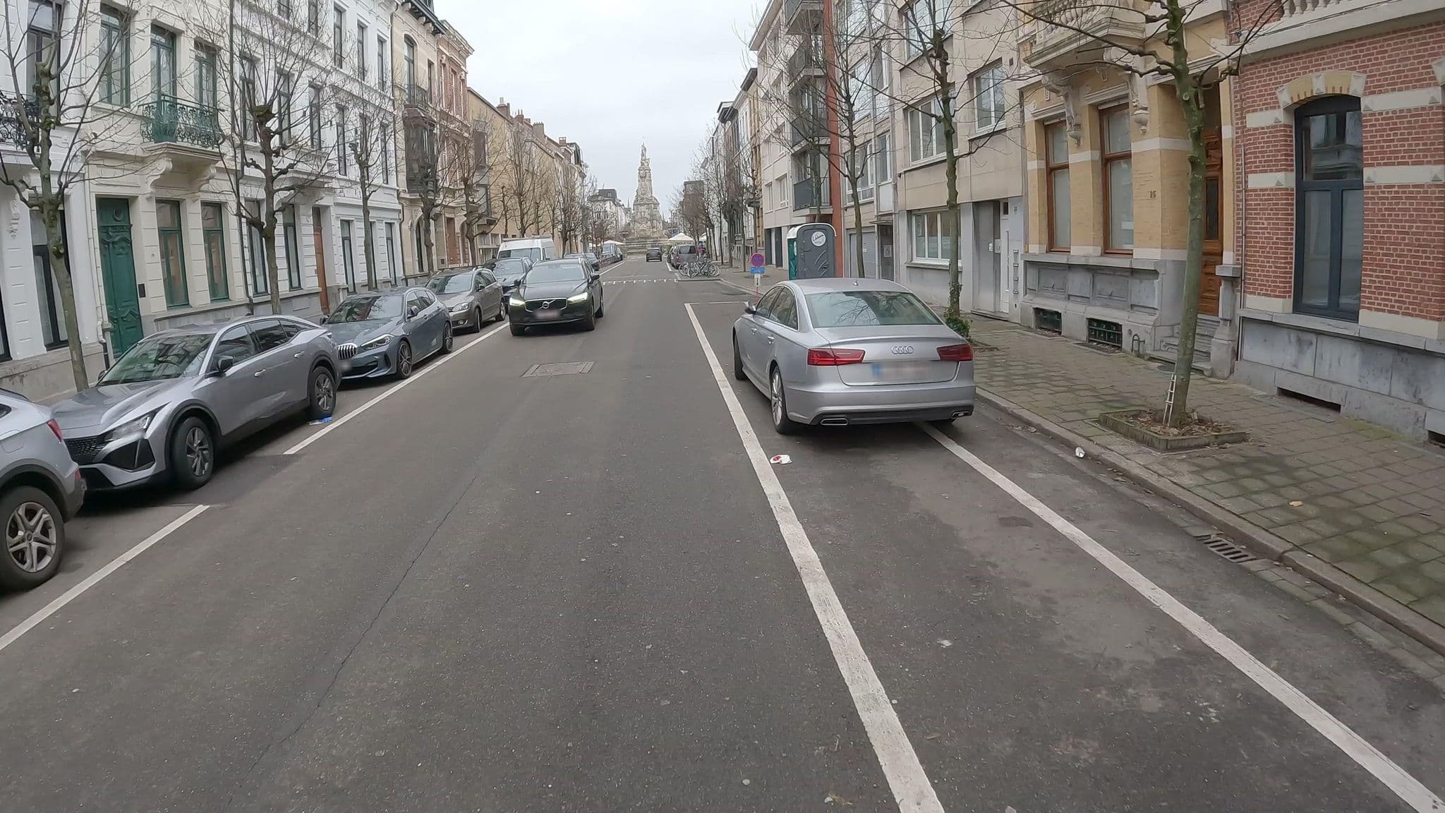 Street view near Maison Delaneau, Antwerp — © koninklijke (CC BY-SA · Mapillary)