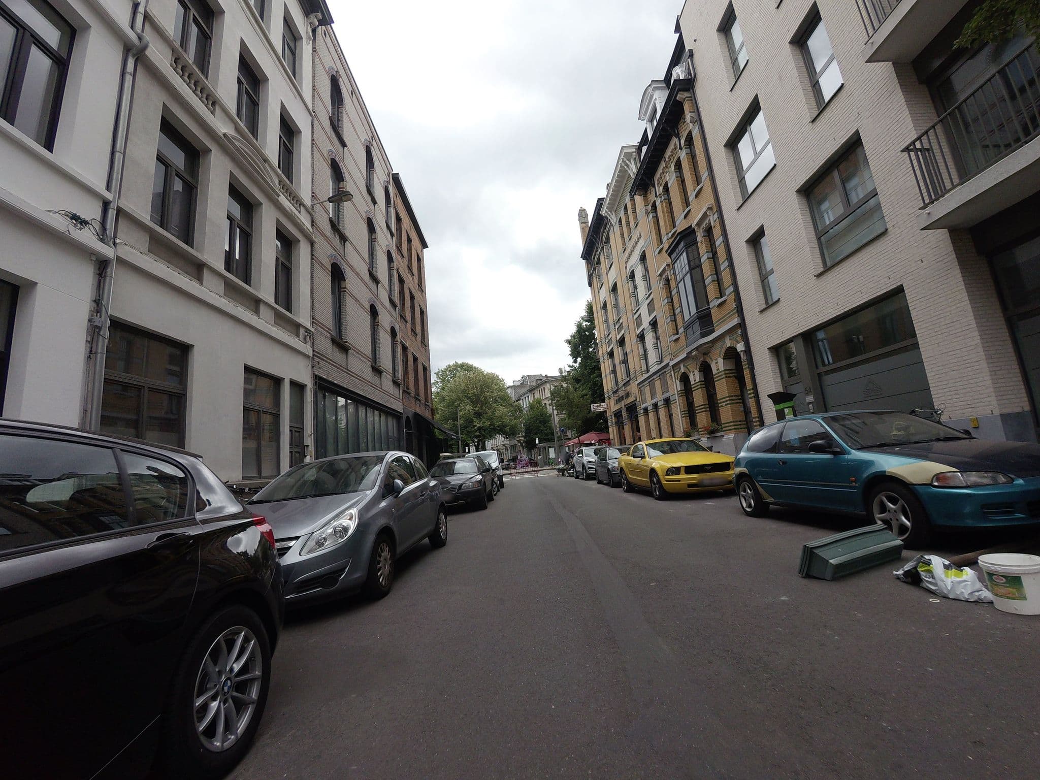 Street view near wetf heijmans zuiderpoort lindepoort, Antwerp — © filipc (CC BY-SA · Mapillary)
