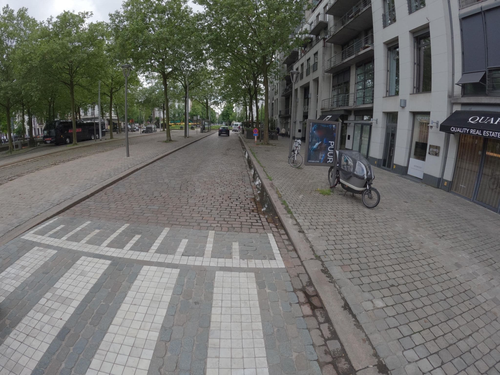 Street view near Claessens, Antwerp — © koninklijke (CC BY-SA · Mapillary)