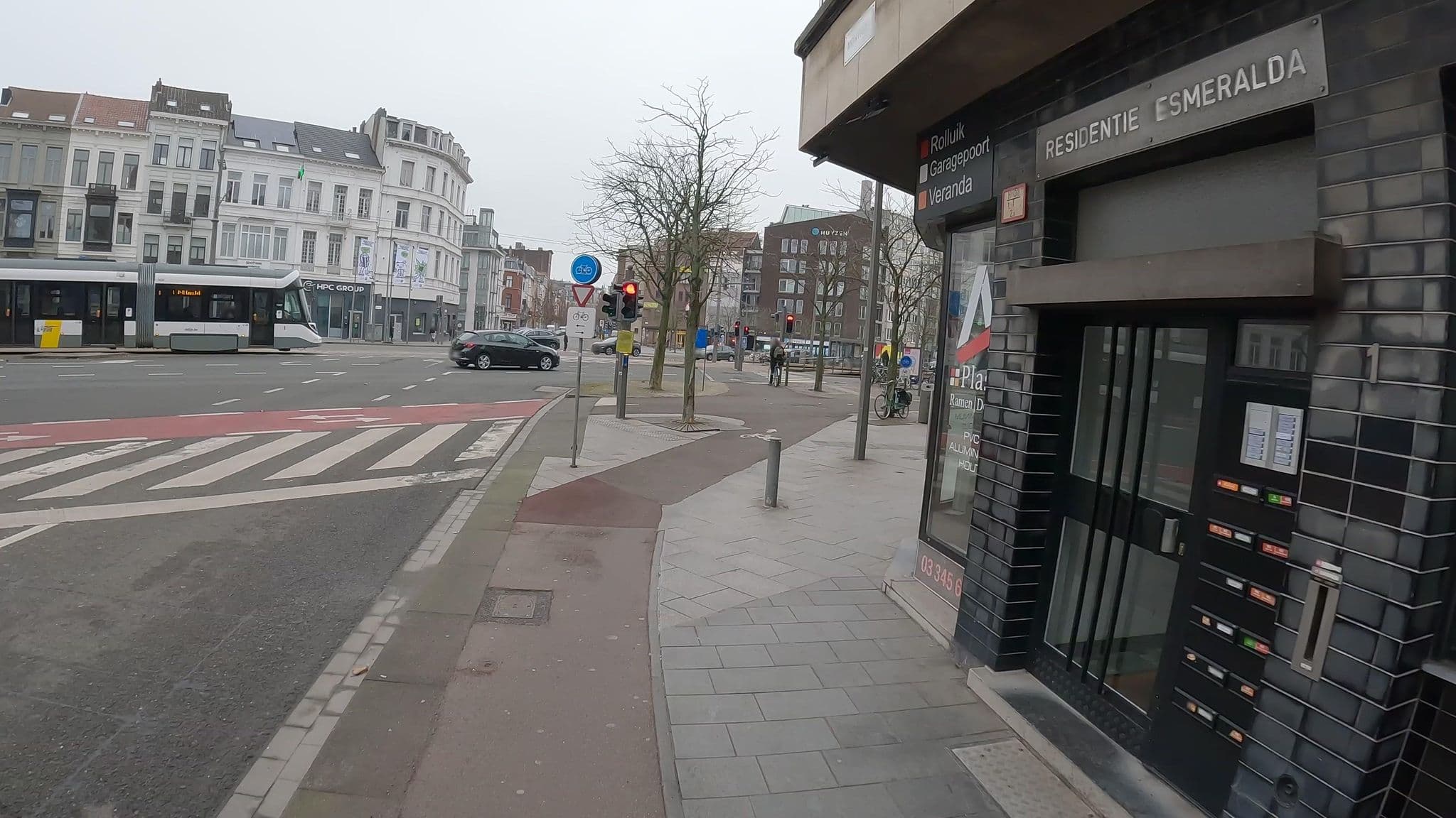 Street view near South Side Suite, Antwerp — © koninklijke (CC BY-SA · Mapillary)