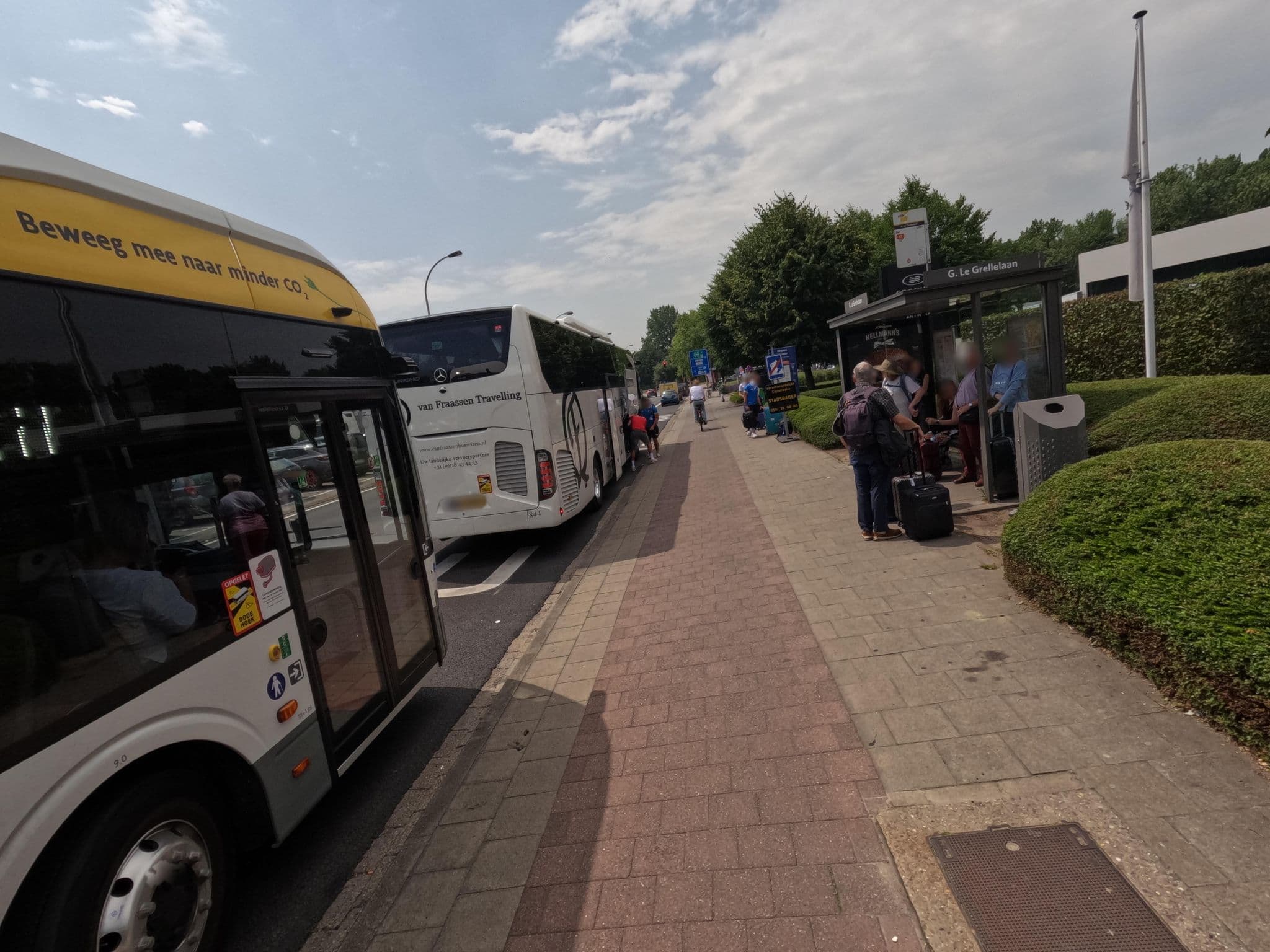 Street view near [Babbel]1 - Crowne Plaza ANTWERPEN, Berchem — © koninklijke (CC BY-SA · Mapillary)