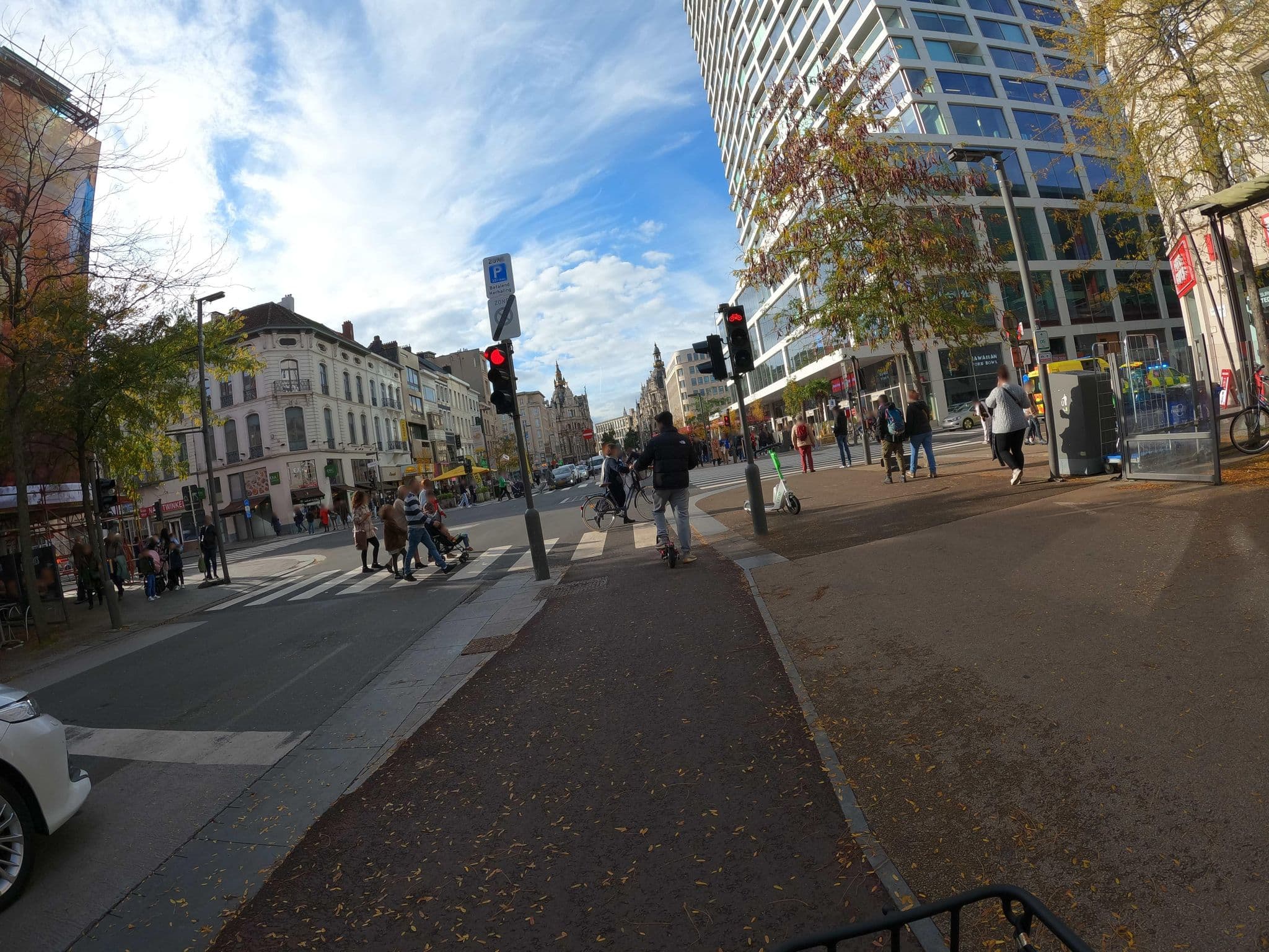 Street view near Smartflats Antwerp Central, Antwerp — © thibaultmol (CC BY-SA · Mapillary)