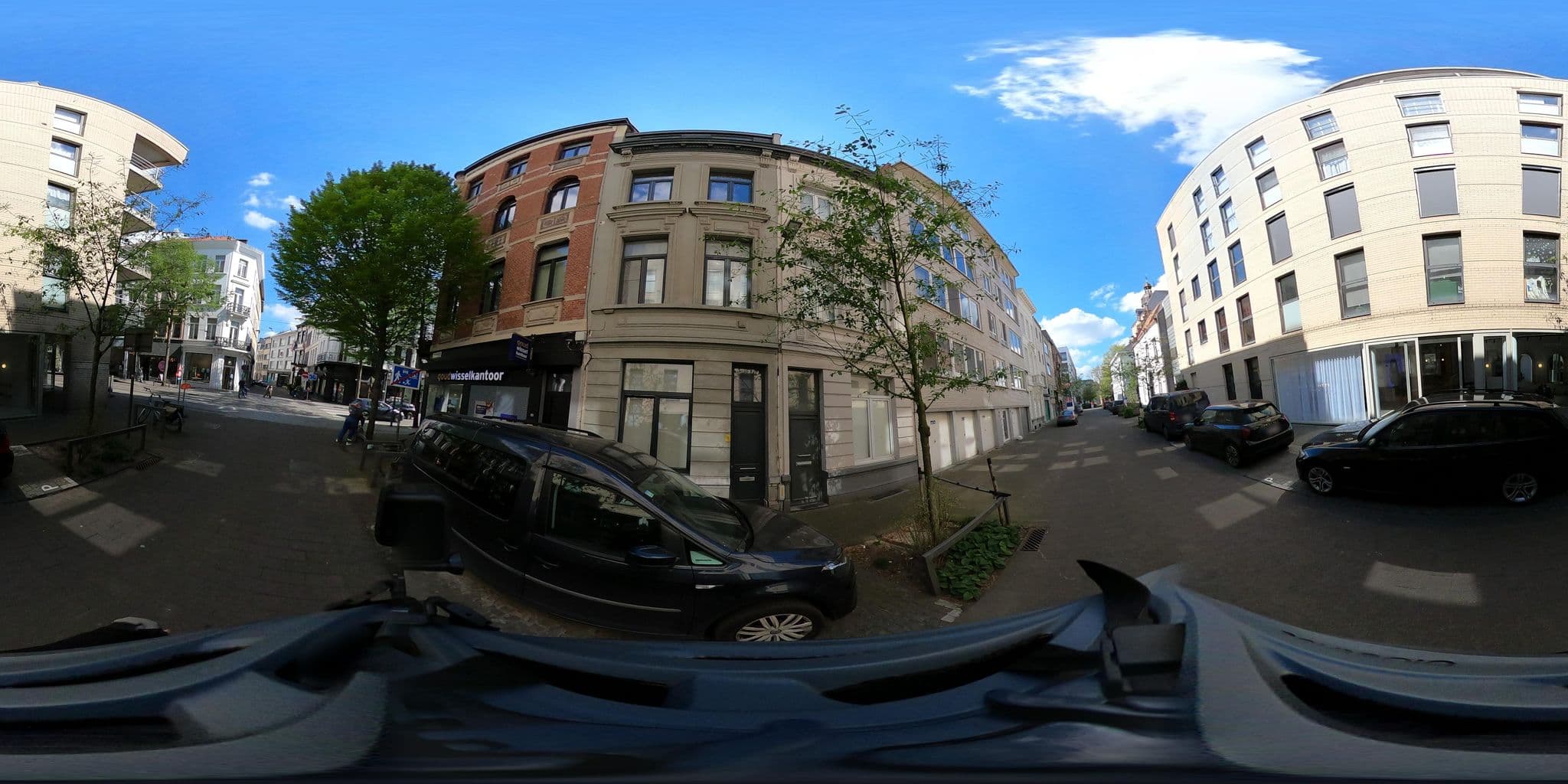 Street view near Maison Nationale City Flats & Suites, Antwerp — © konink360 (CC BY-SA · Mapillary)
