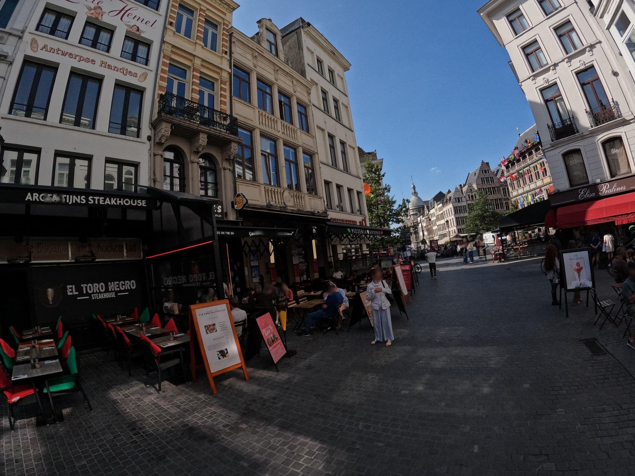 Street view near Zain Herberg, Antwerp — © koninklijke (CC BY-SA · Mapillary)