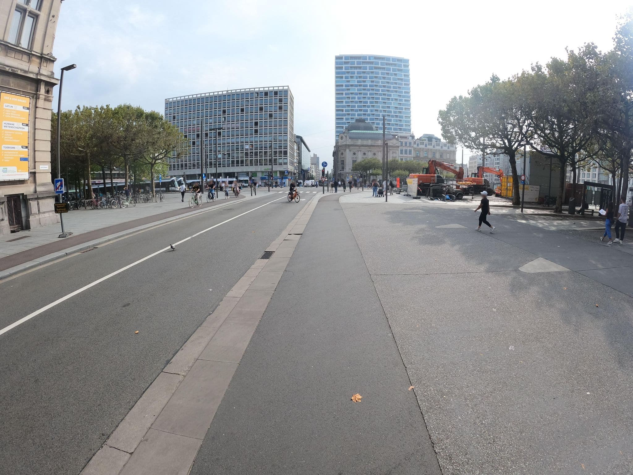Street view near Hotel Terminus, Antwerp — © koninklijke (CC BY-SA · Mapillary)