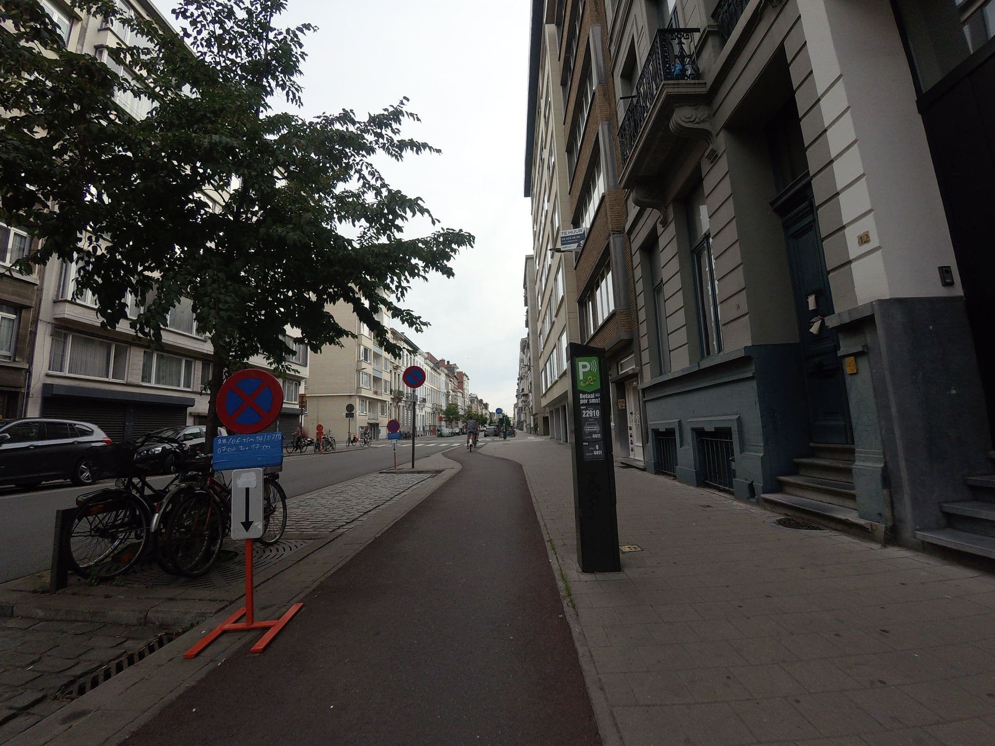 Street view near B&B Chez Stinotelli & Corryolo, Antwerp — © filipc (CC BY-SA · Mapillary)