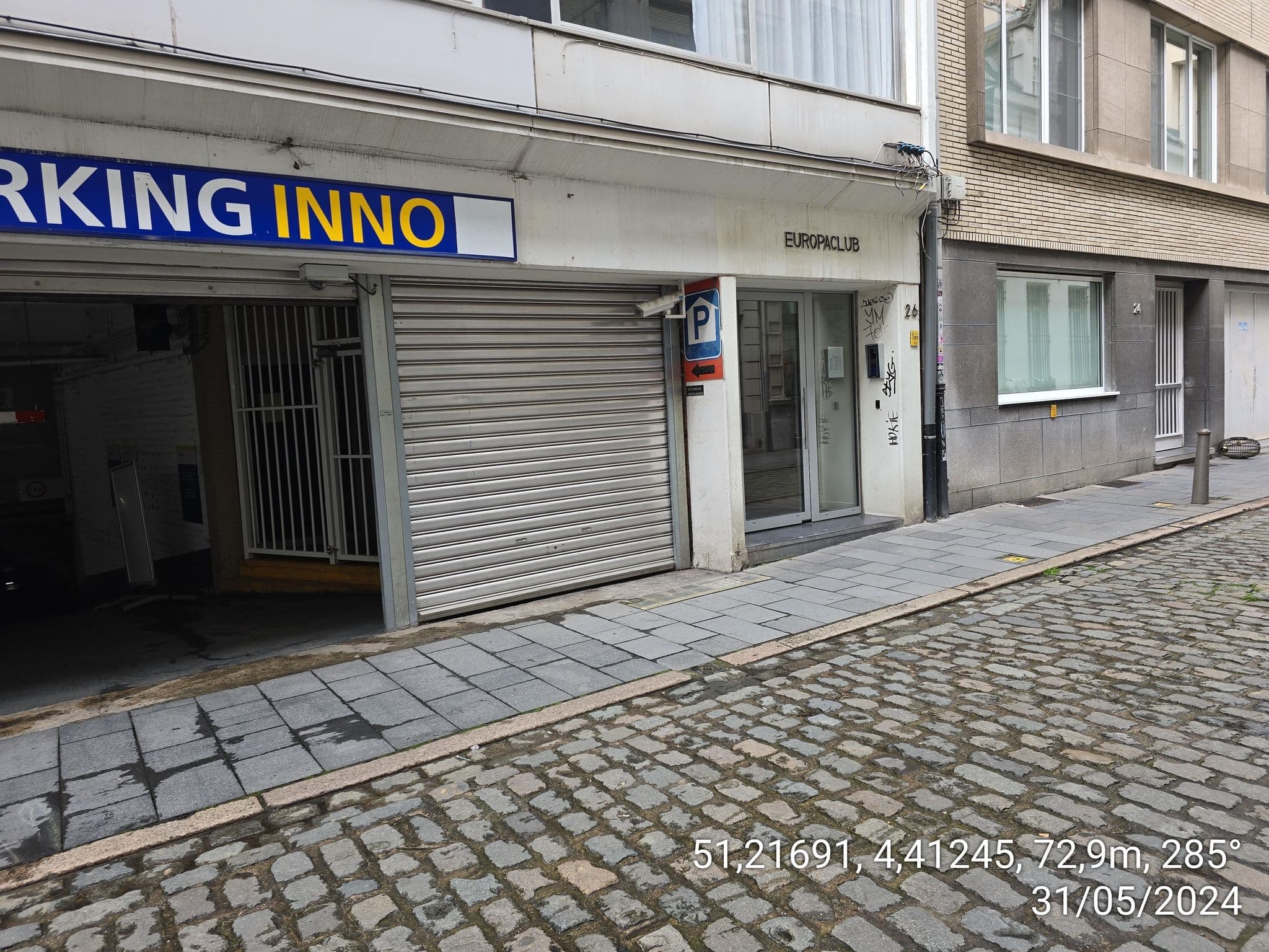 Street view near Kamers Venus, Antwerp — © filipc (CC BY-SA · Mapillary)