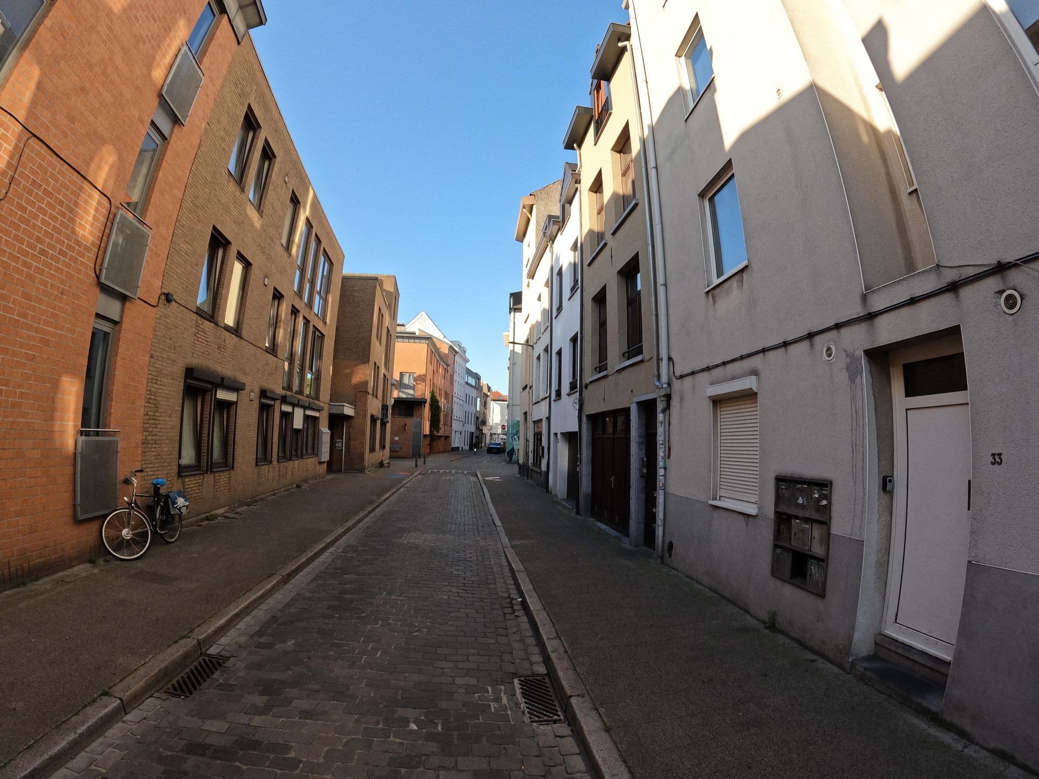 Street view near The Swan Bed & Breakfast, Antwerp — © koninklijke (CC BY-SA · Mapillary)