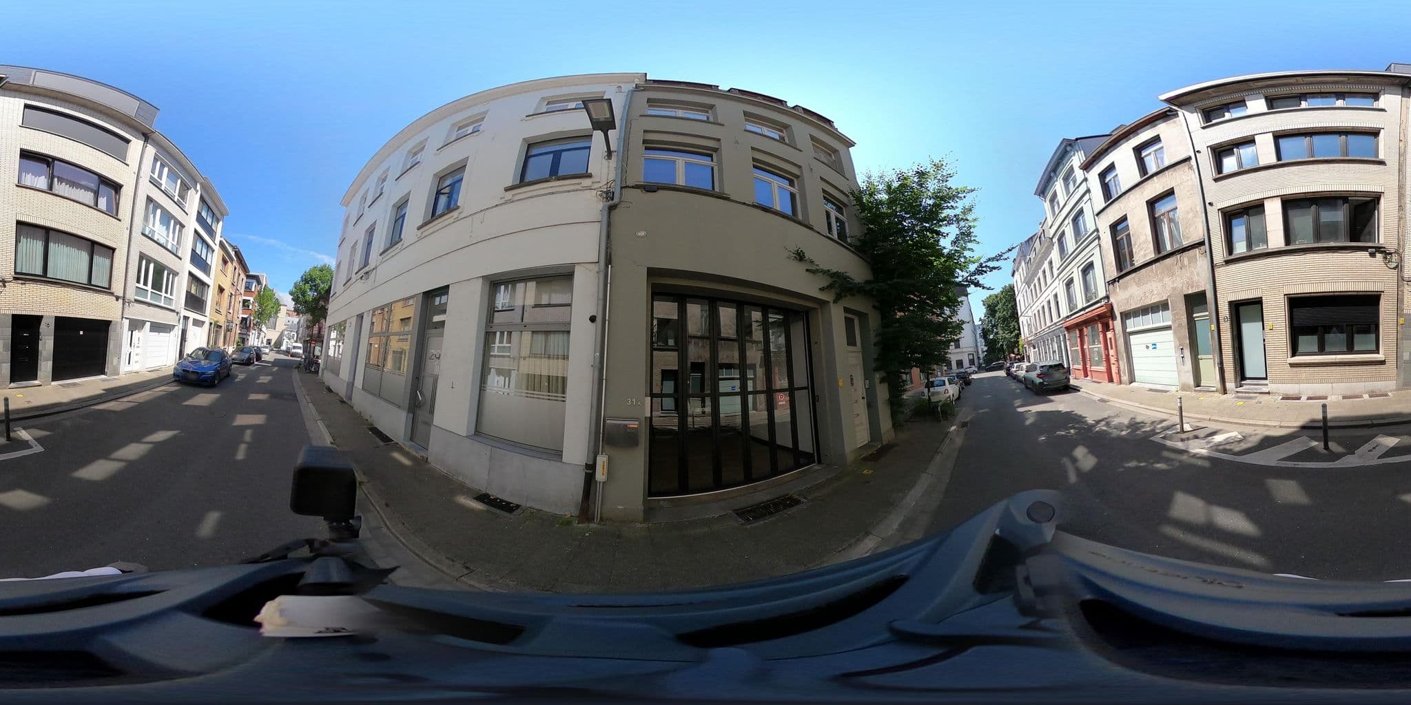 Street view near The Greenhouse, Antwerp — © konink360 (CC BY-SA · Mapillary)